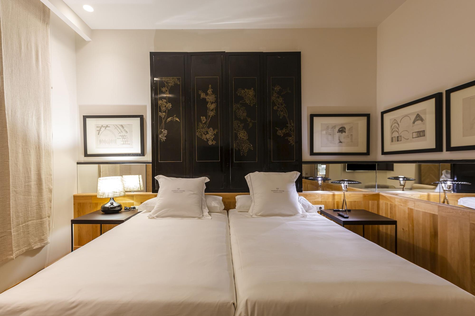 Margot House by null