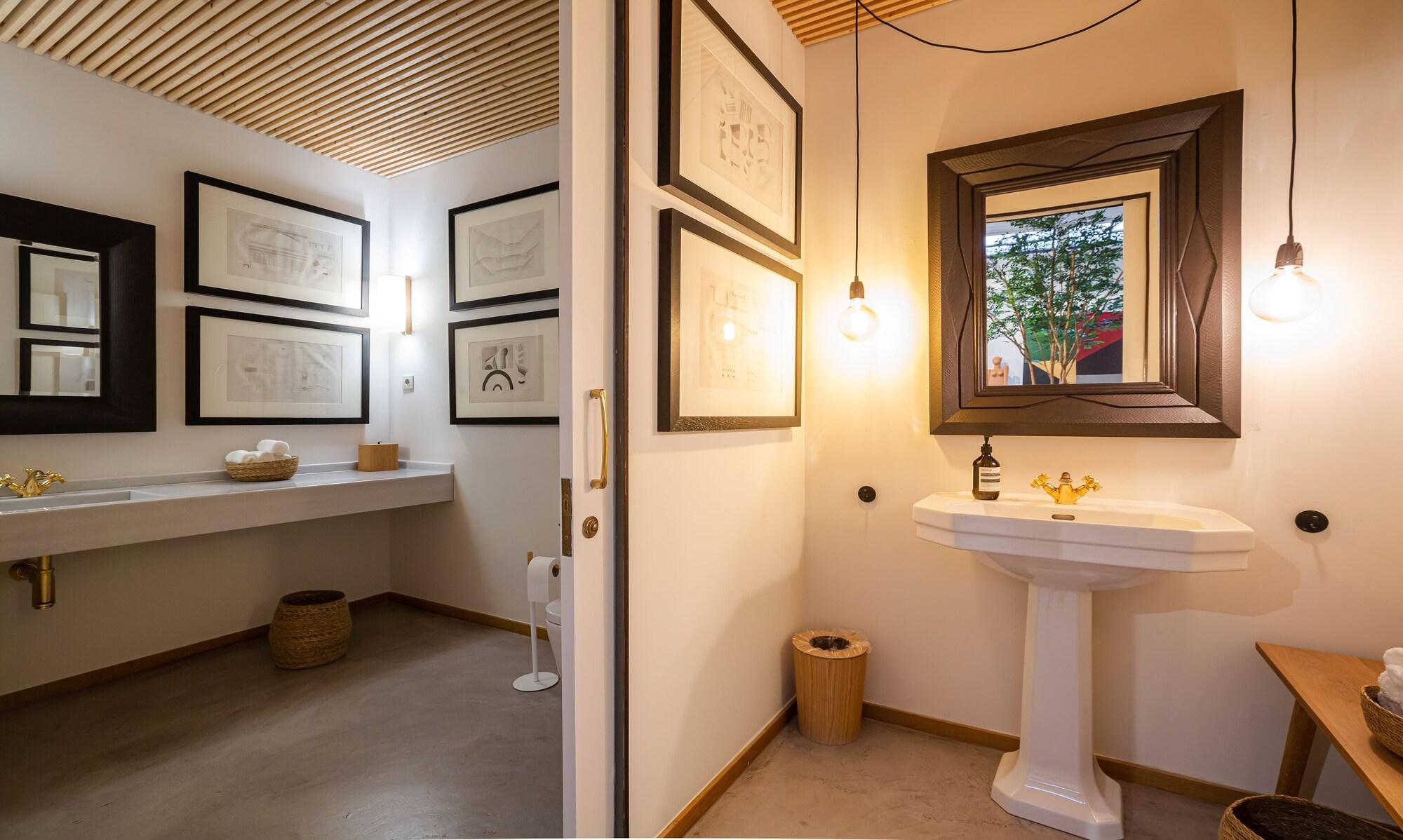 Margot House by null