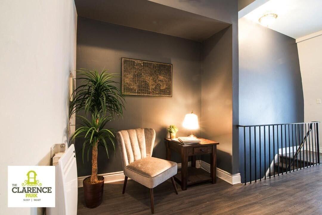 The Clarence Park by null