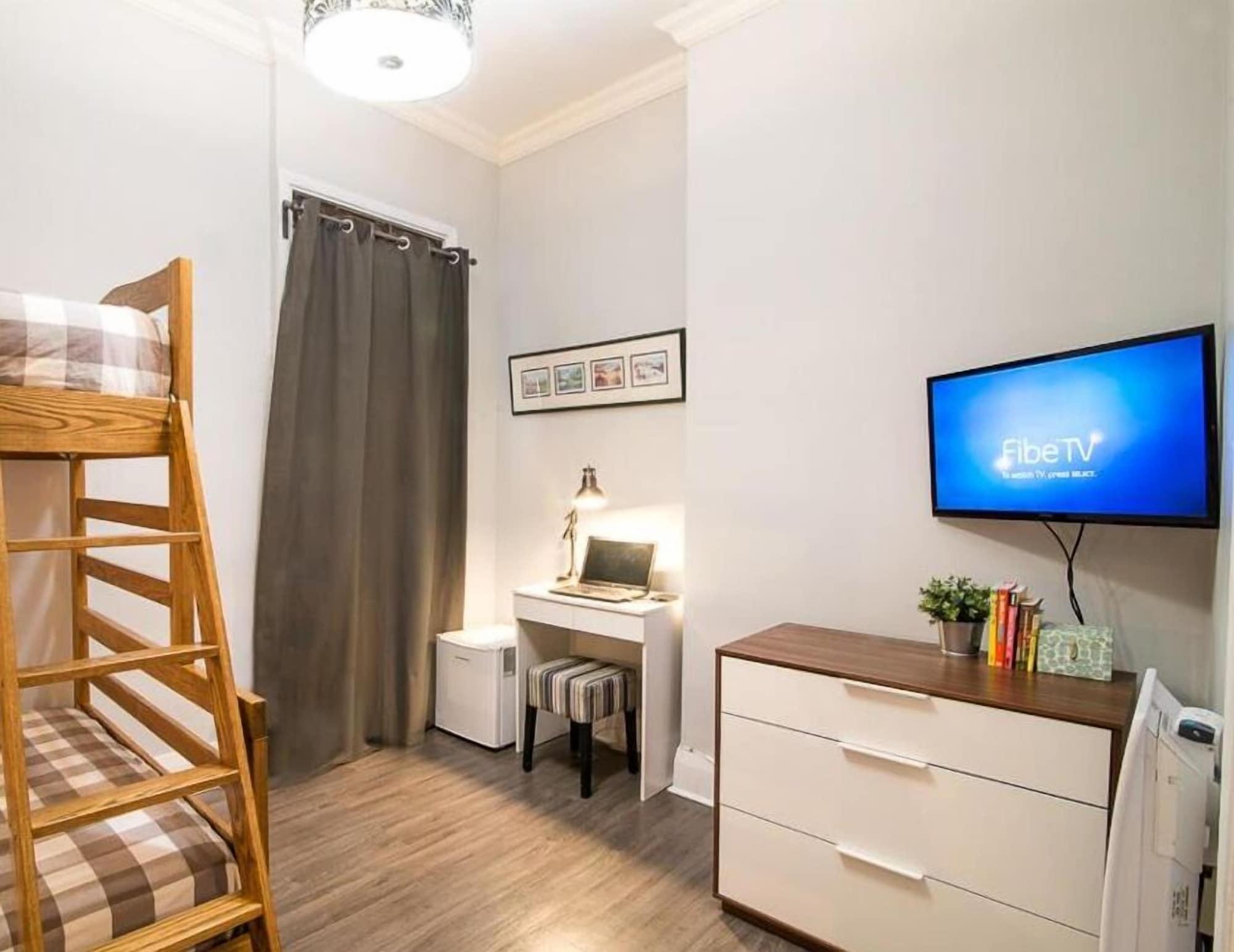 The Clarence Park by null