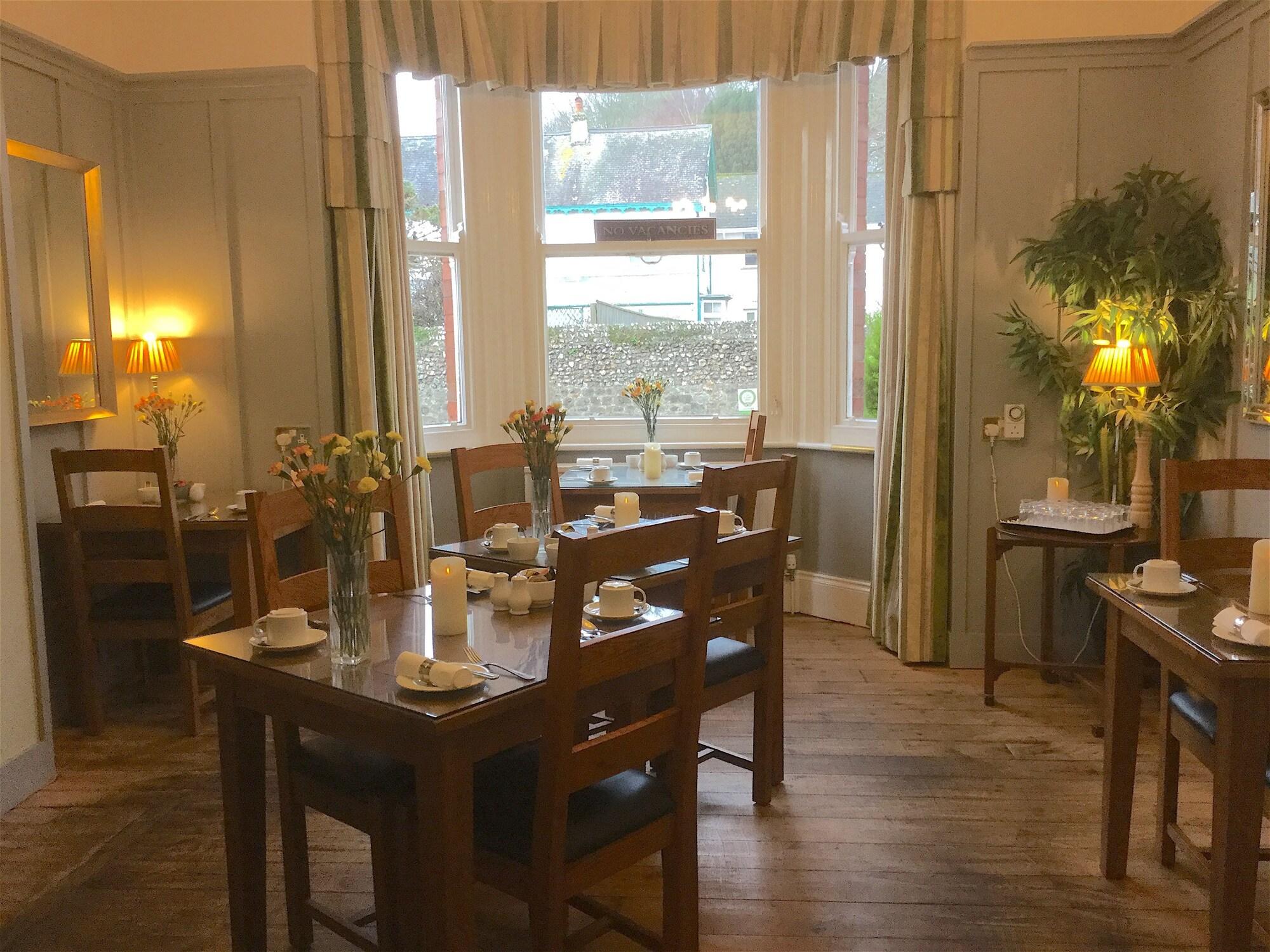 The Groveside Guest House