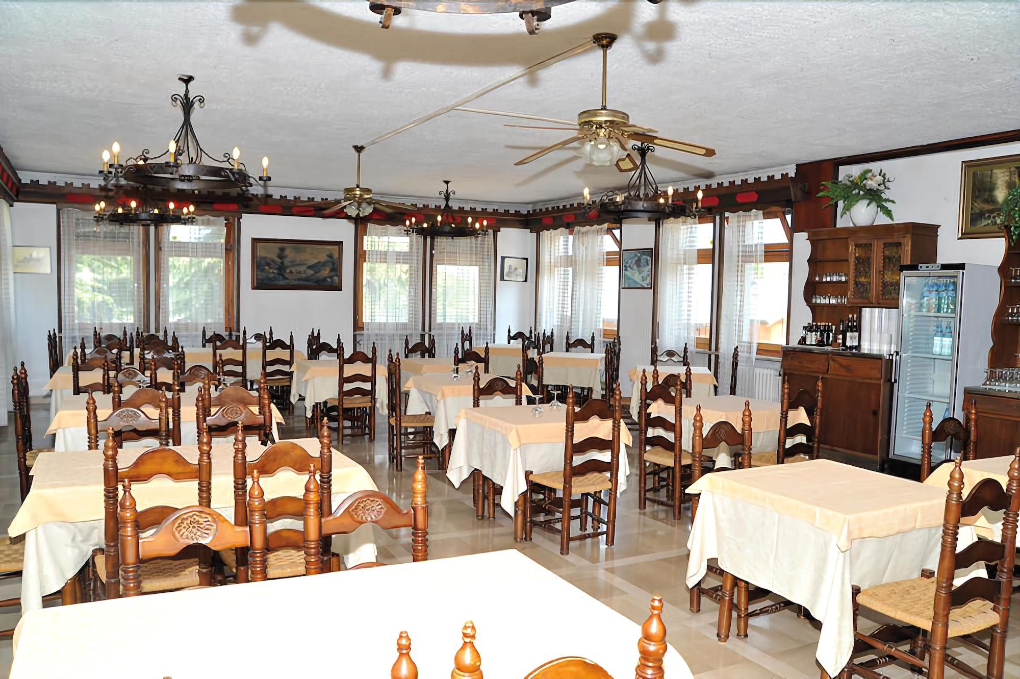 Hotel Dujany