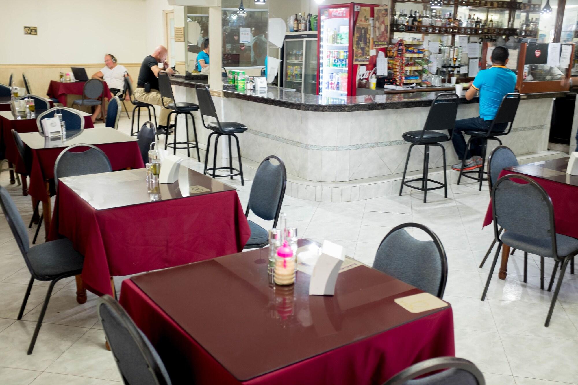 Hotel Latino