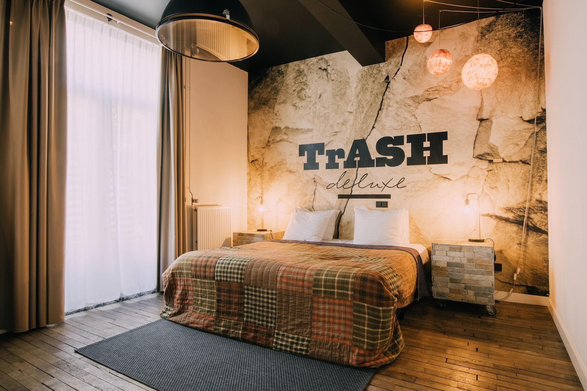 Hotel Trash Deluxe by null