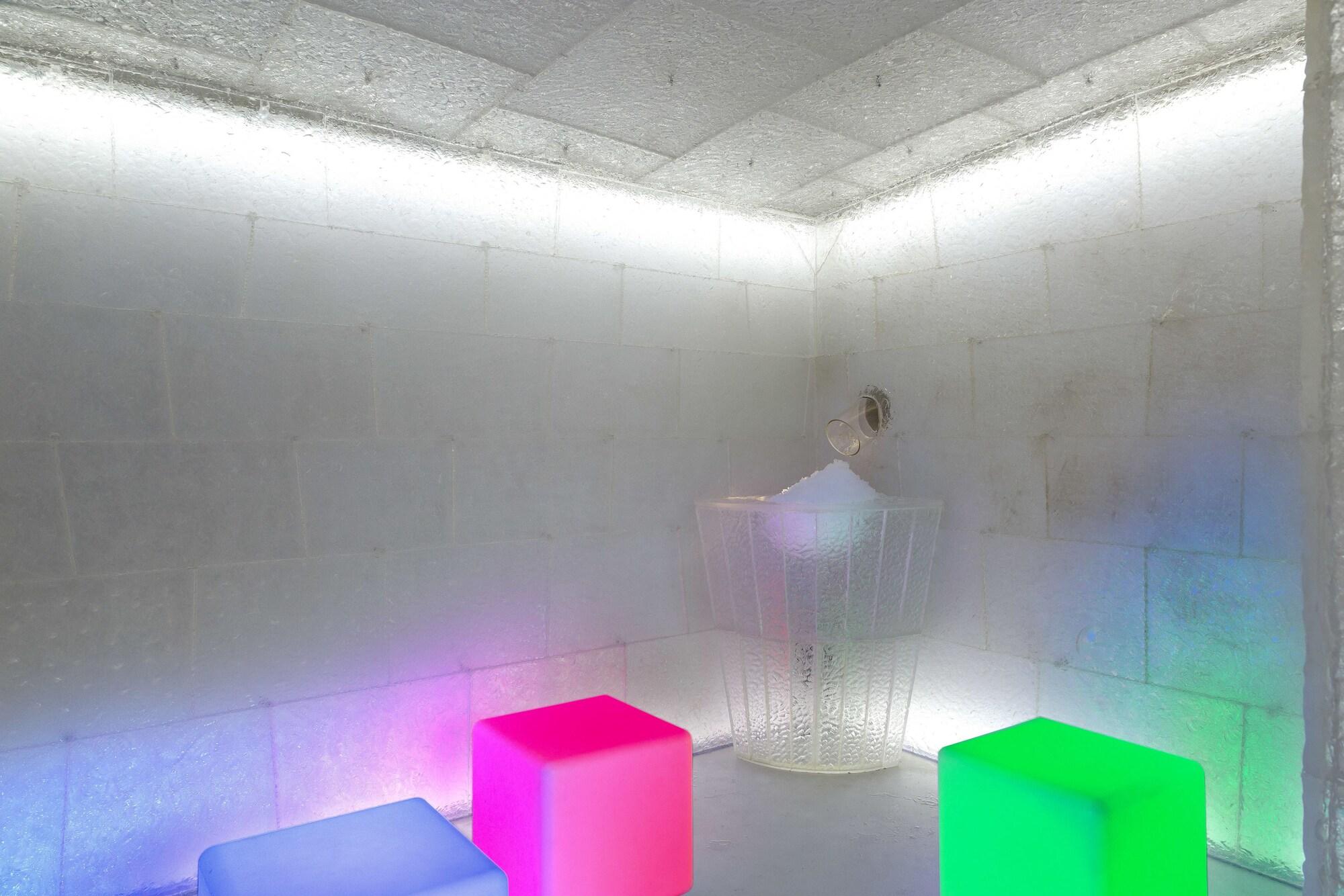 Heliopic Hotel & Spa by null