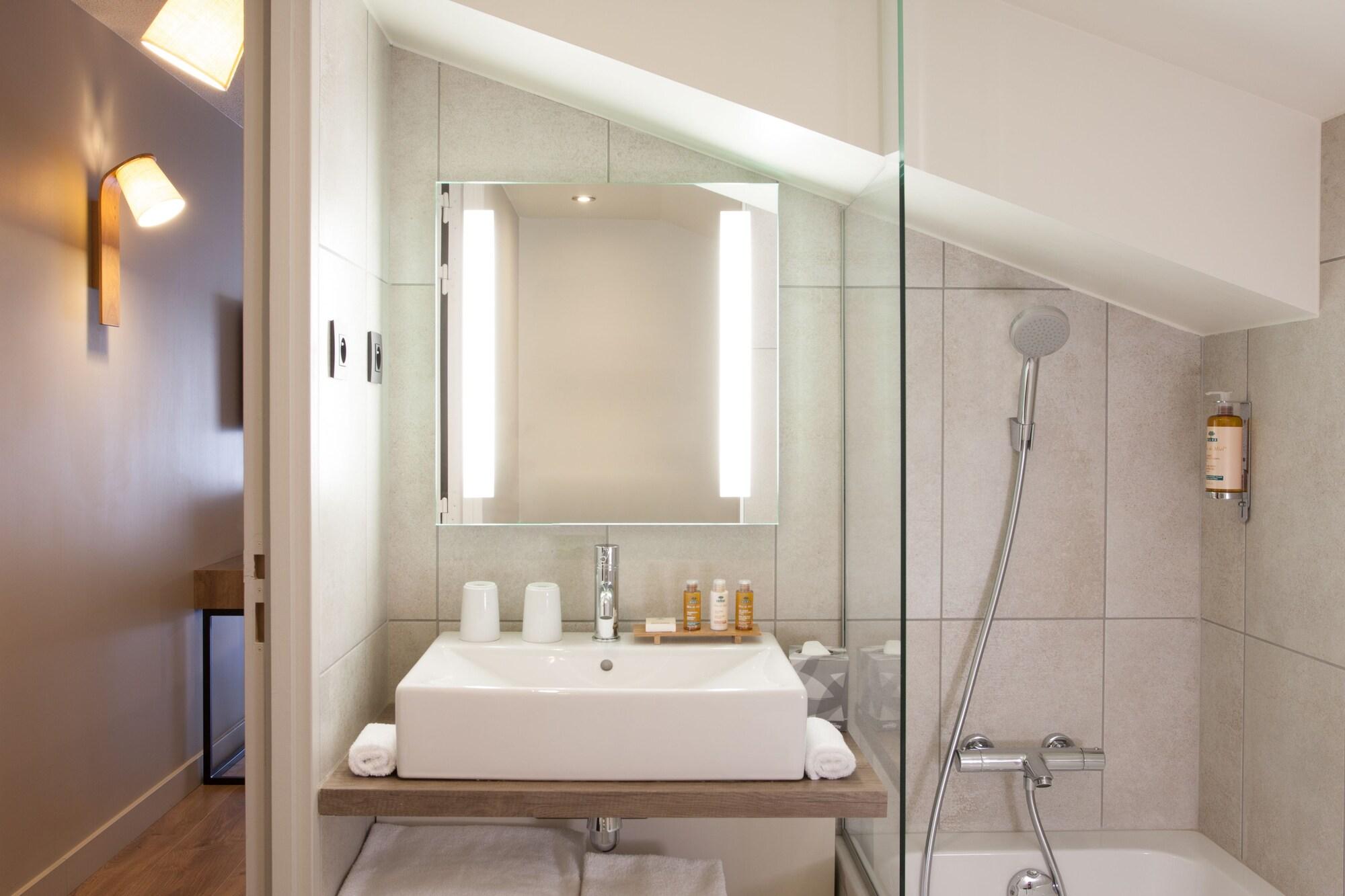 Heliopic Hotel & Spa by null