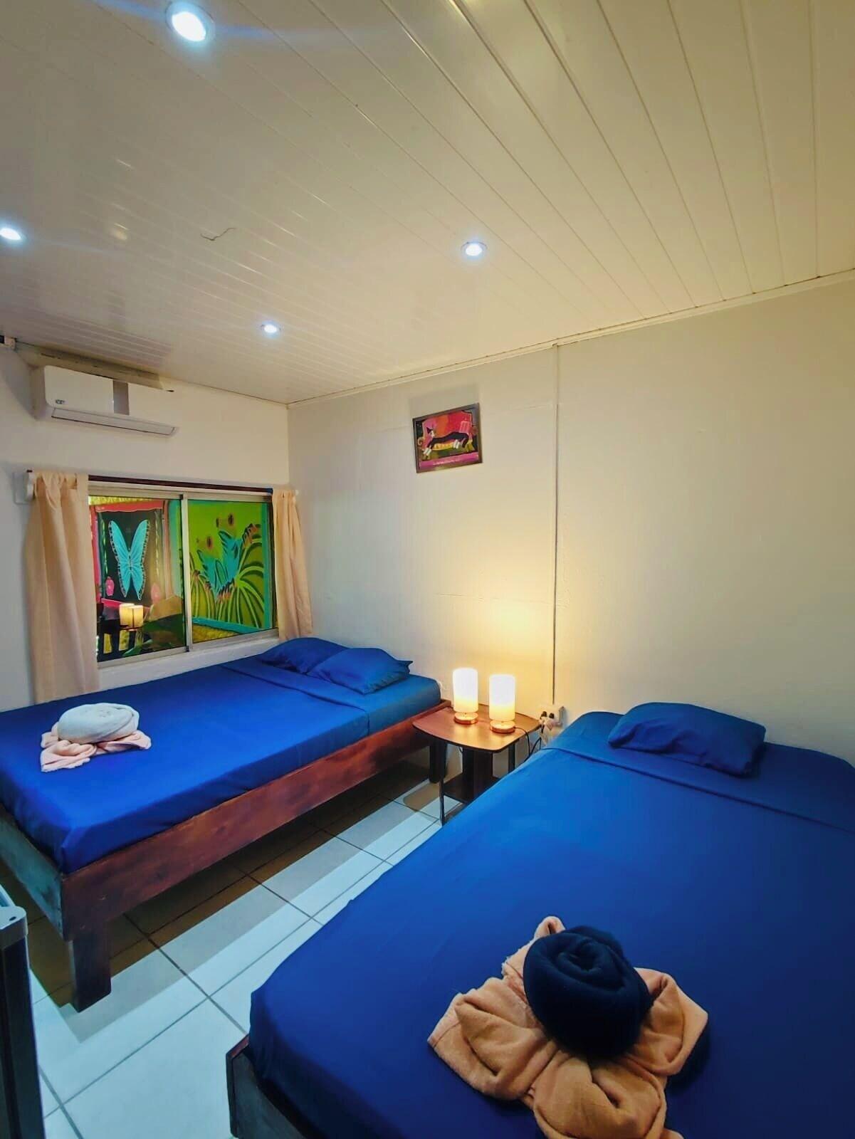 Hotel Aurora by null