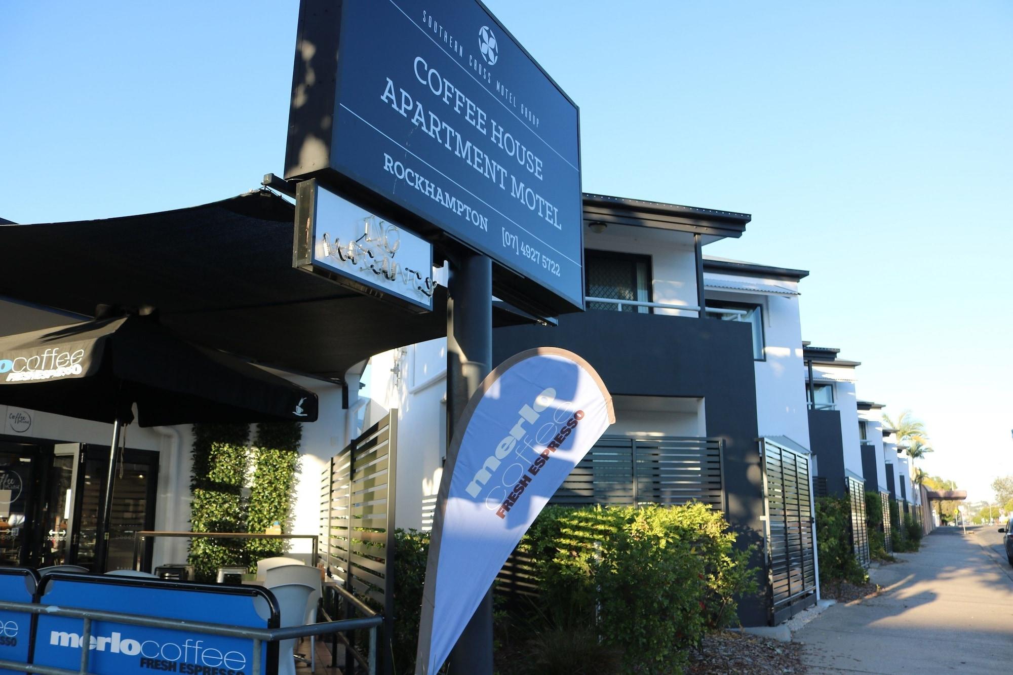 Coffee House Apartment Motel by null