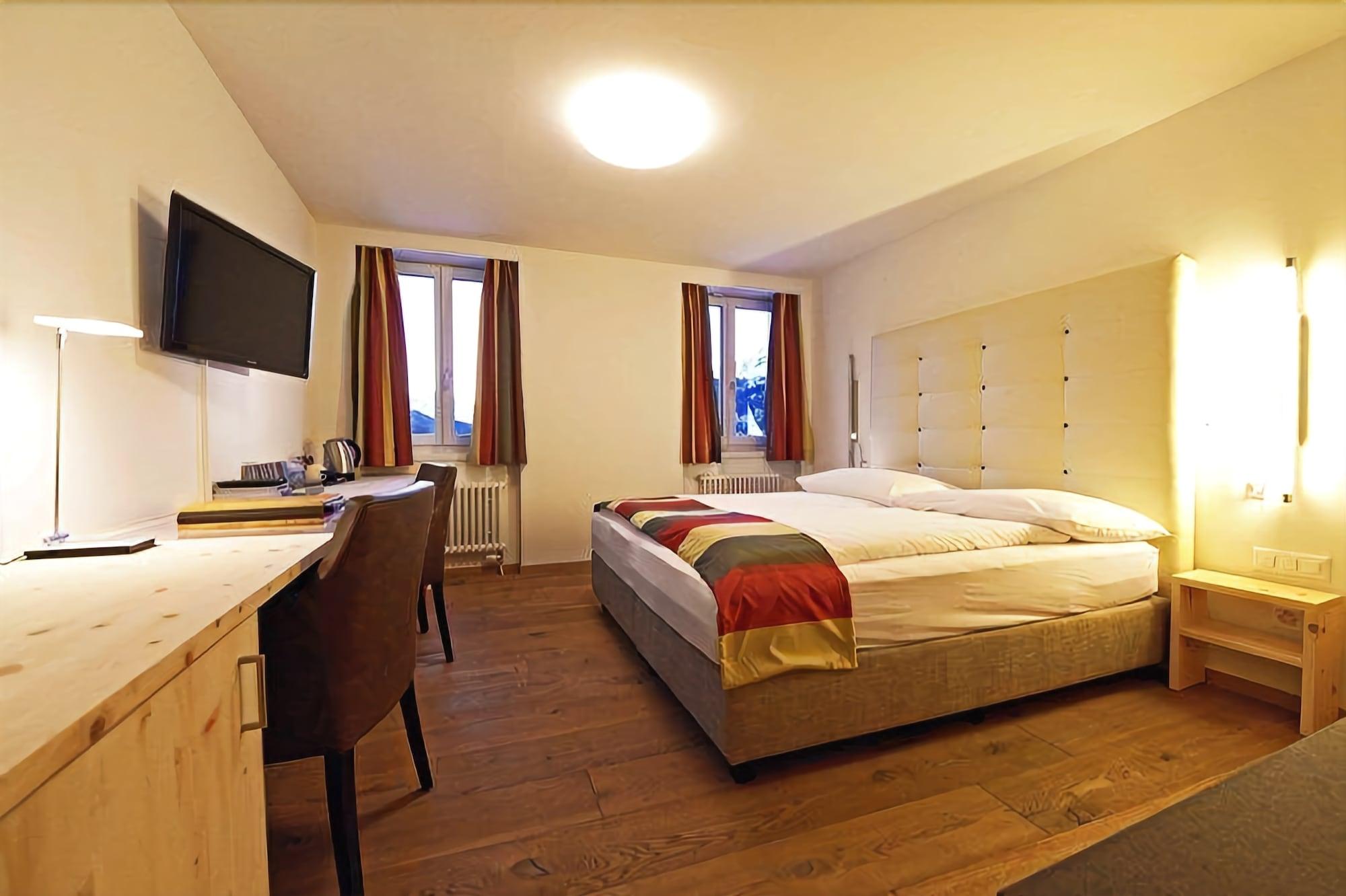 Hotel & Restaurant Waldhaus am See by null