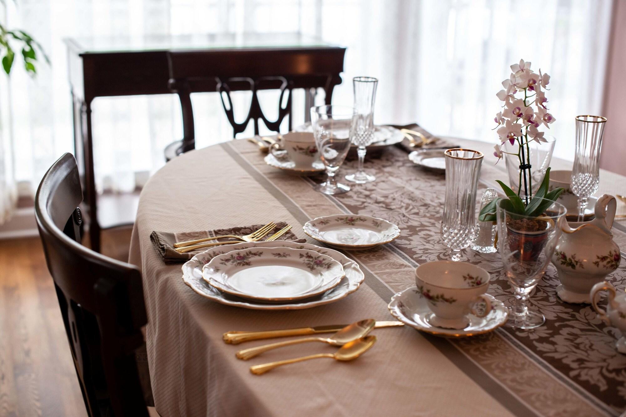 Valparaiso Inn Bed & Breakfast