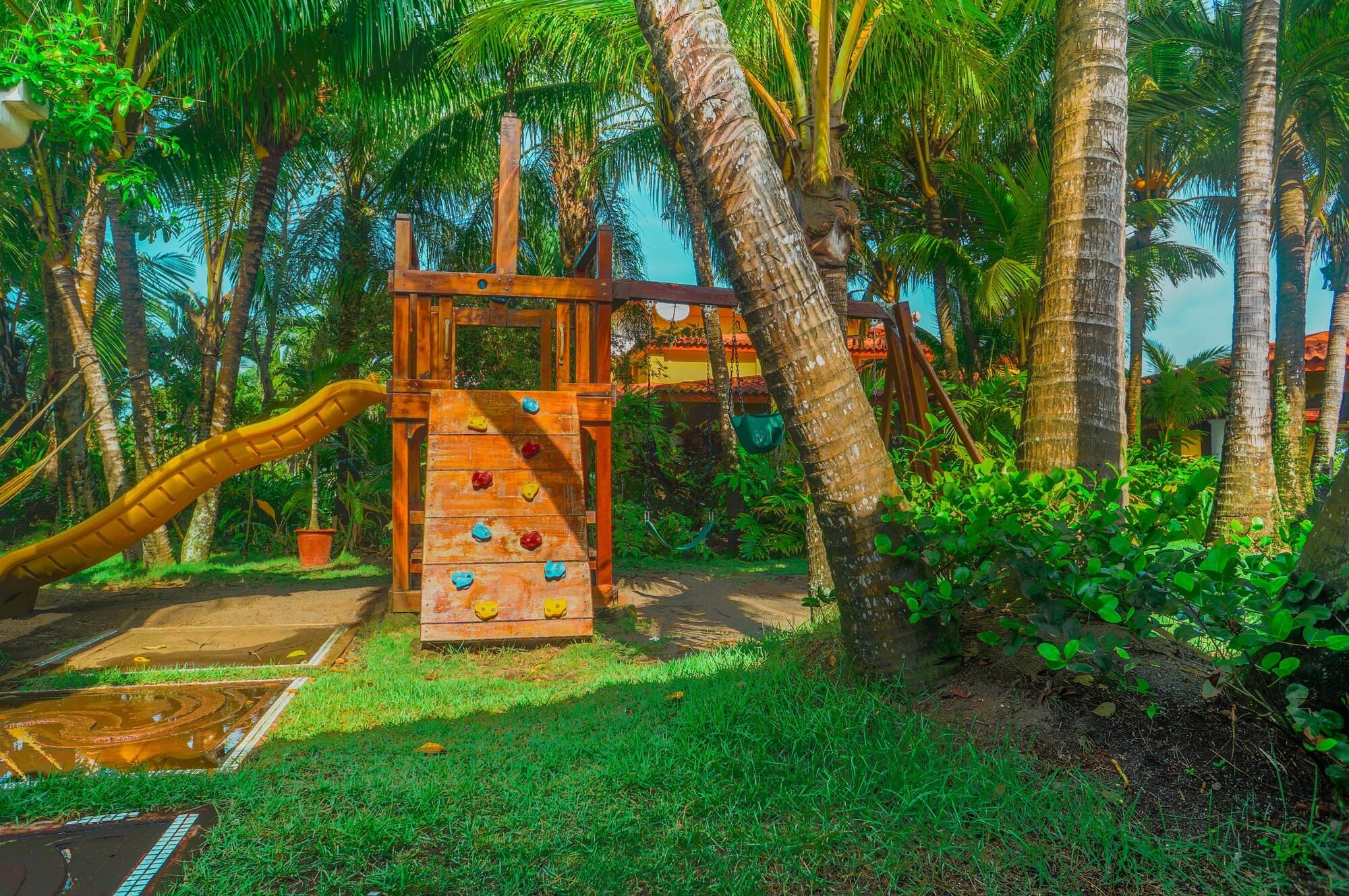 Las Olas Beach Resort by null