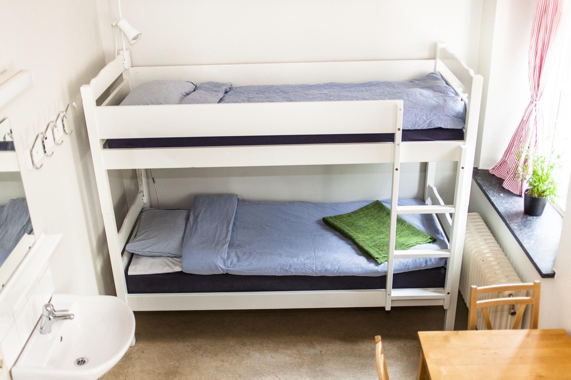 STF Göteborg/Stigbergslidens Vandrarhem by null