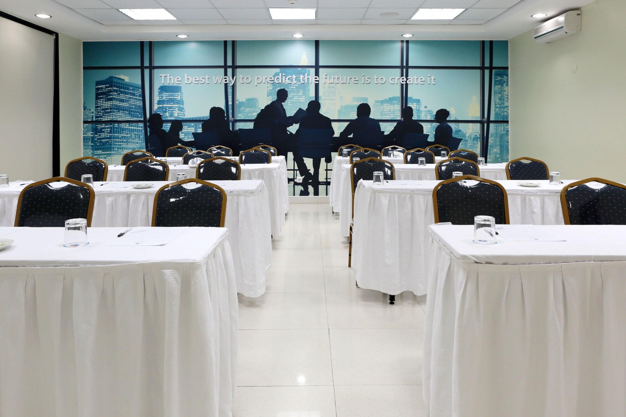 Hotel Terminus by null