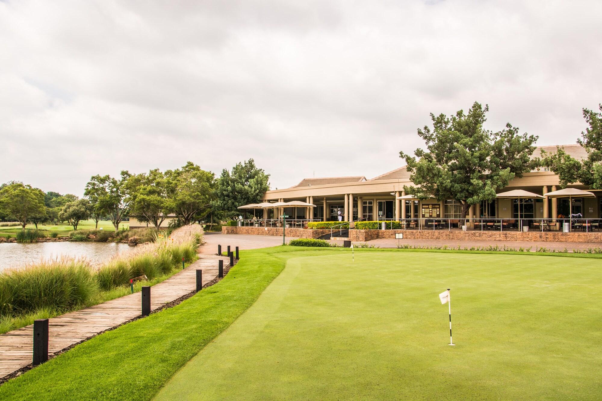 Centurion Golf Suites Boca Walk image