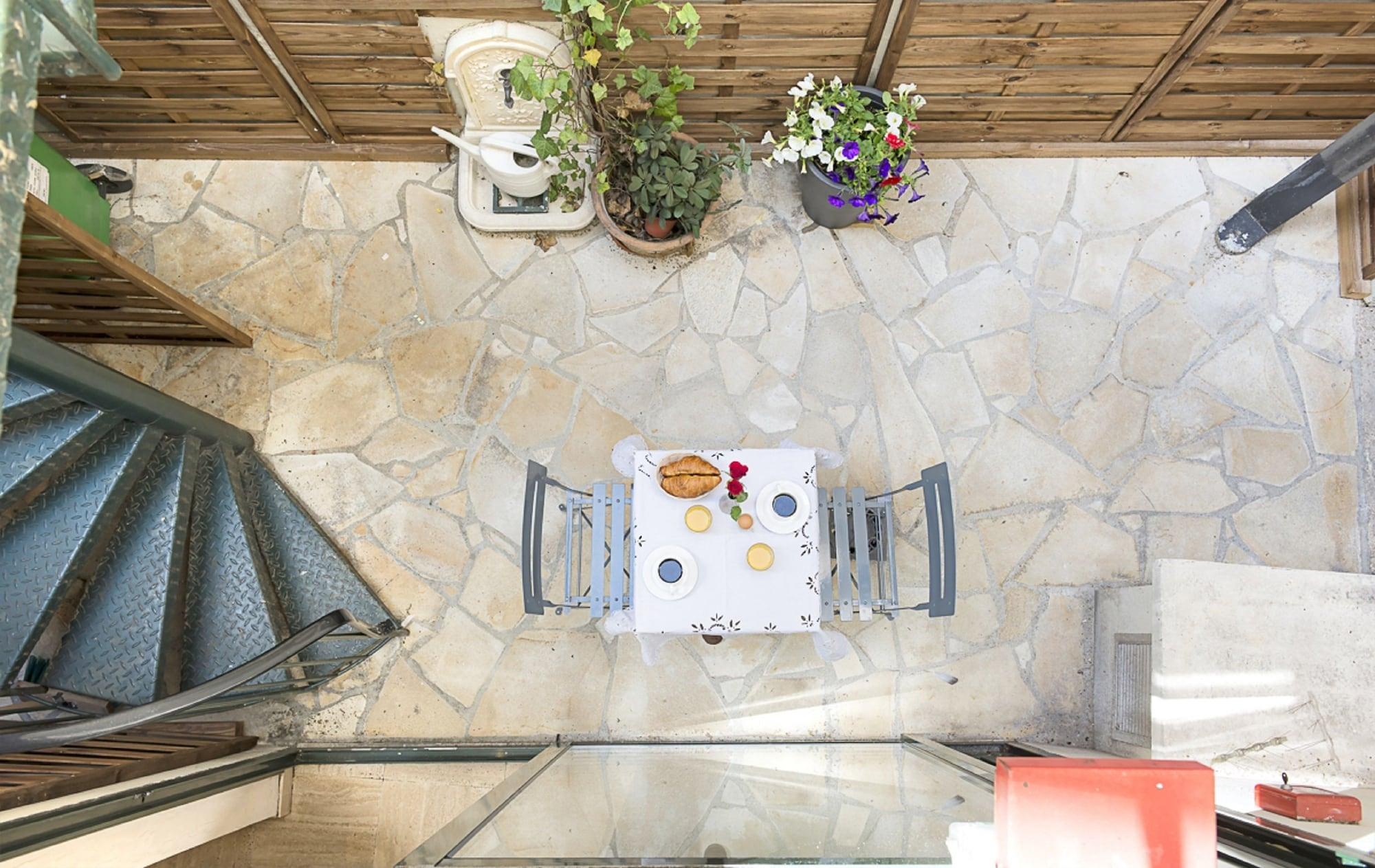 Hôtel Pierre Nicole by null