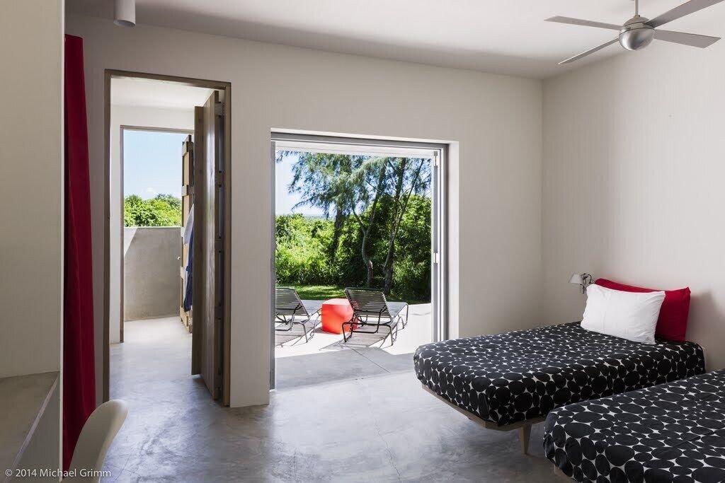 Hix Island House by null