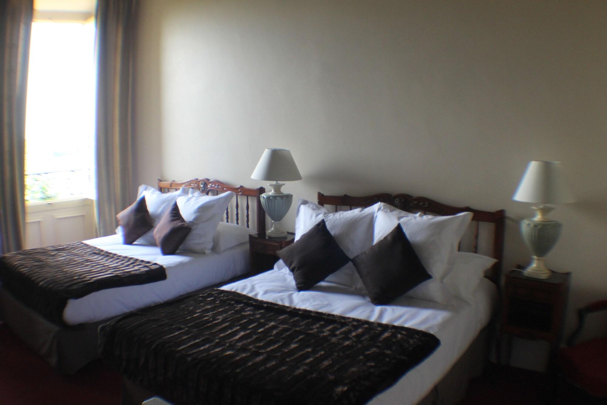 Hotel Raymond Vii