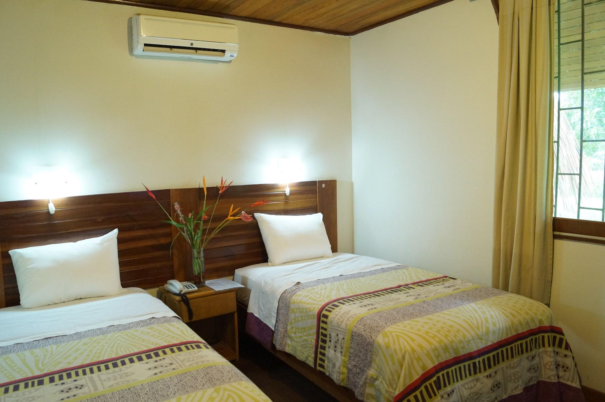 Manish Hotel Ecológico by null