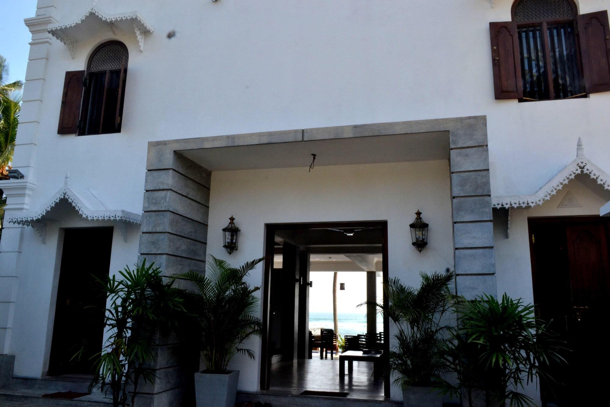 Sea World Boutique Hotel - photo