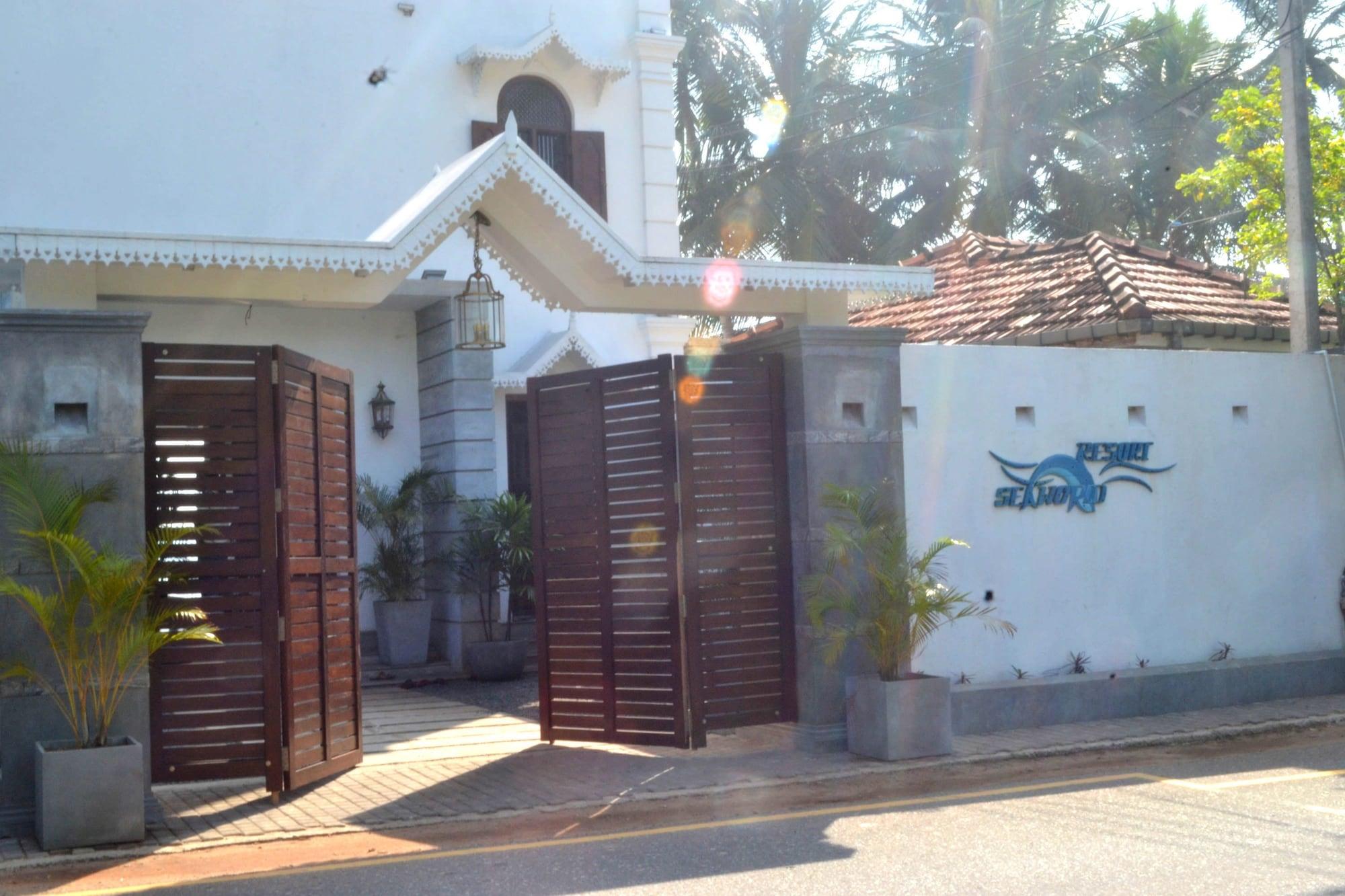 Sea World Boutique Hotel - photo