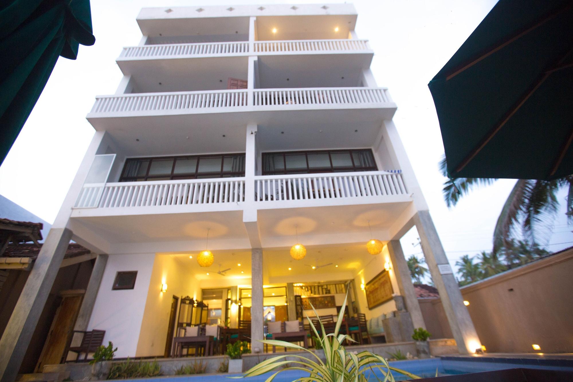 Sea World Boutique Hotel - photo