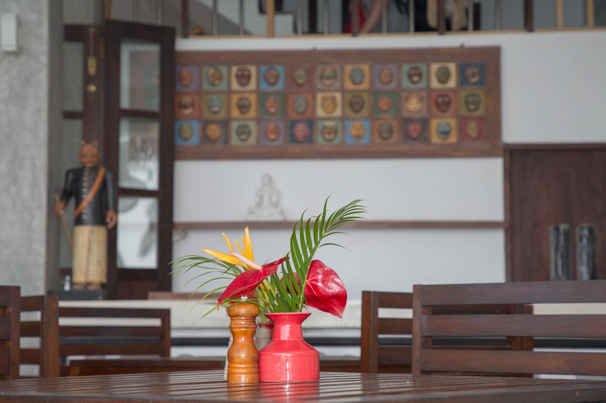 Sea World Boutique Hotel - photo