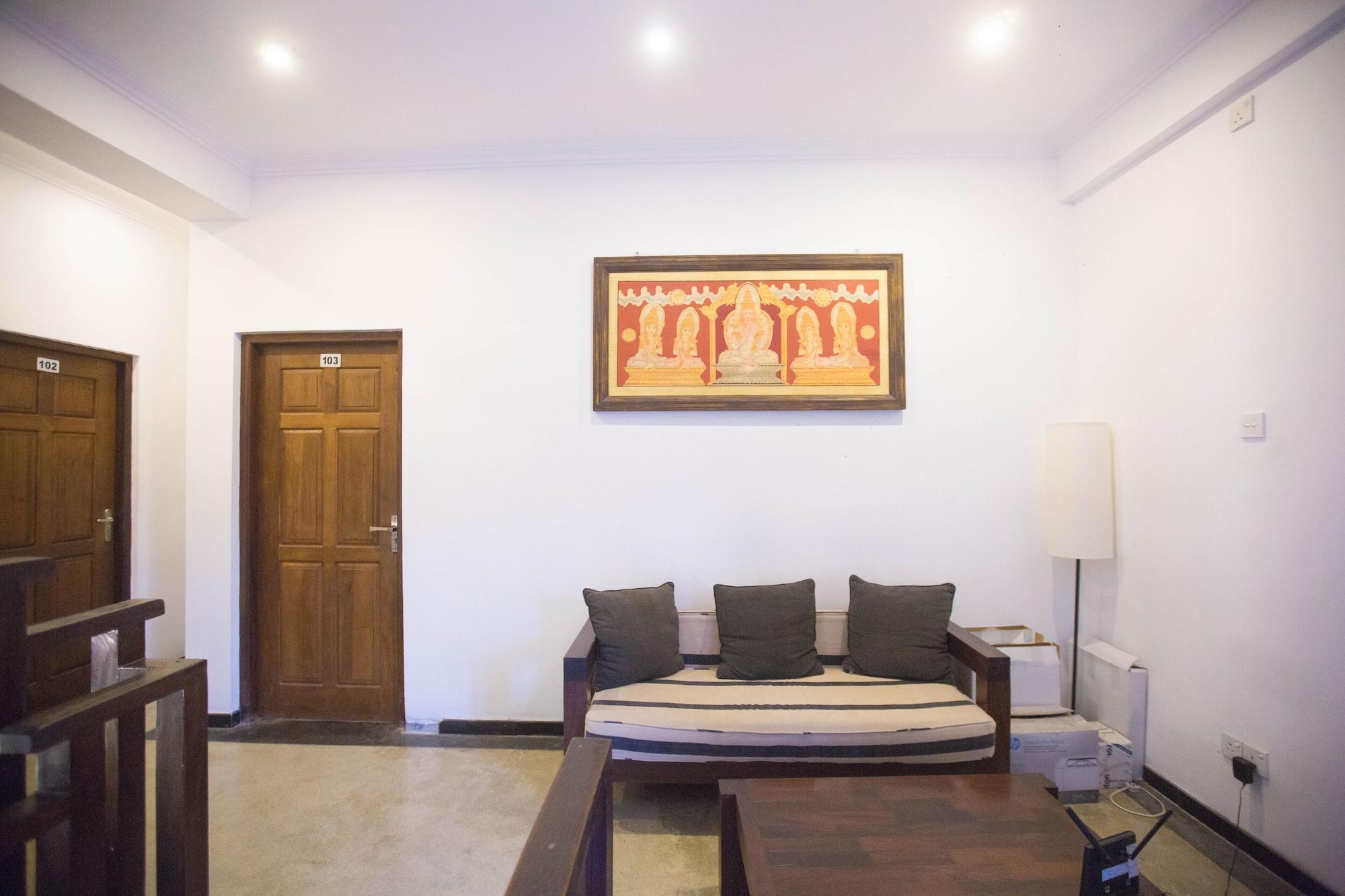 Sea World Boutique Hotel - photo