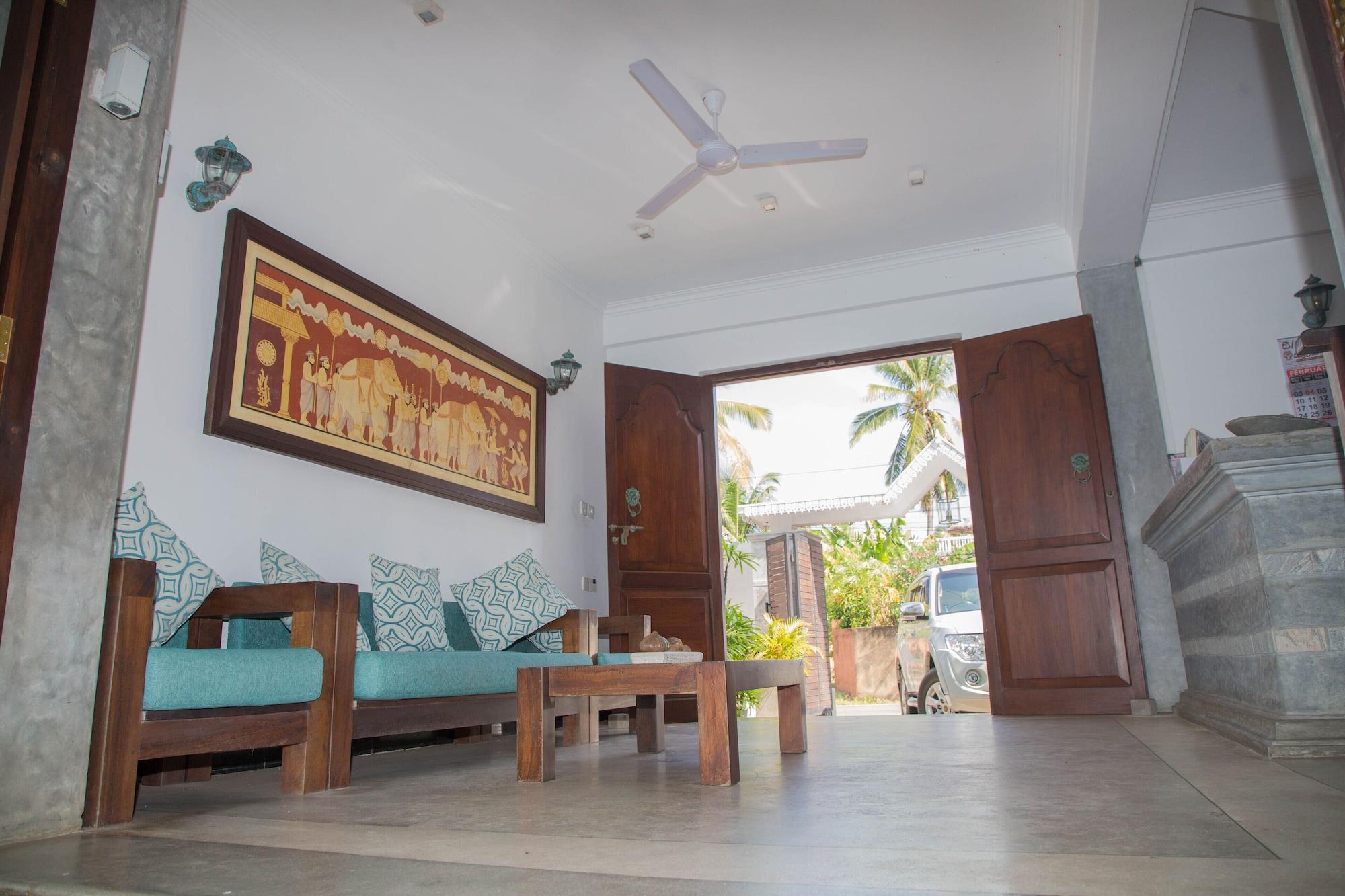 Sea World Boutique Hotel - photo