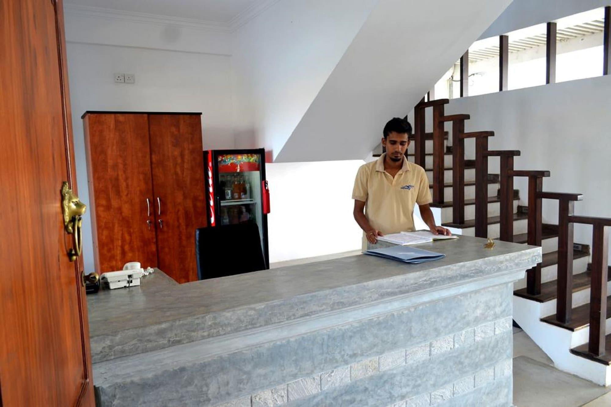 Sea World Boutique Hotel - photo