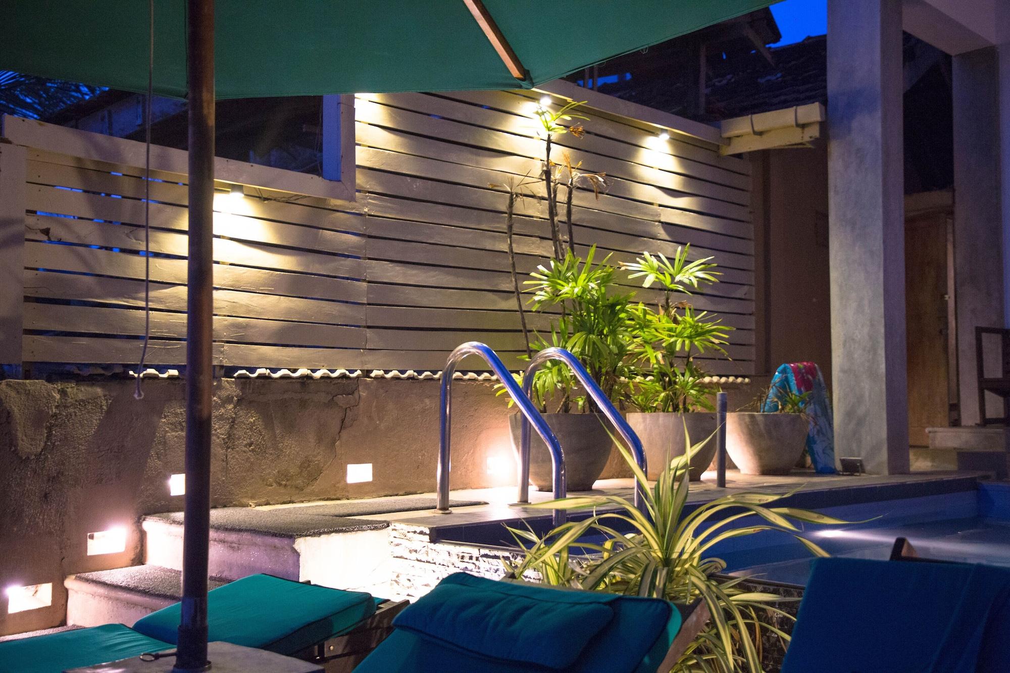 Sea World Boutique Hotel - photo