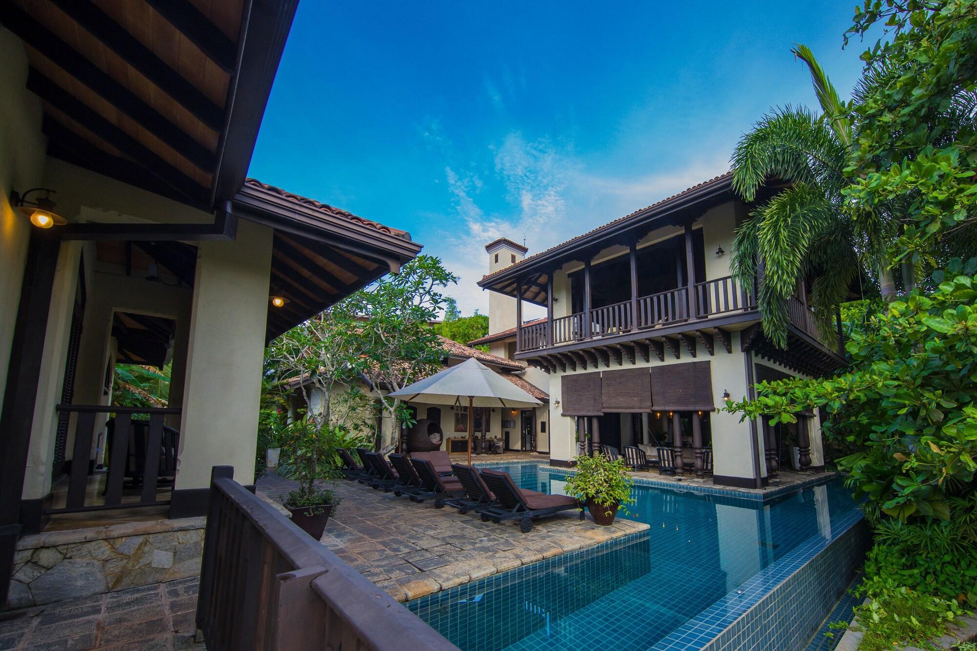 Sergeant House by null