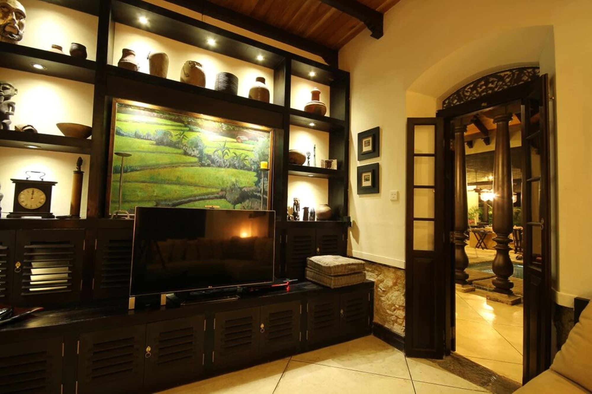 Sergeant House by null