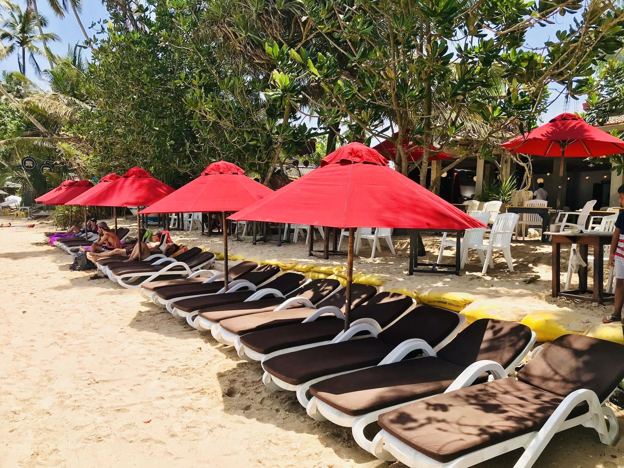 Central Beach Inn - photo