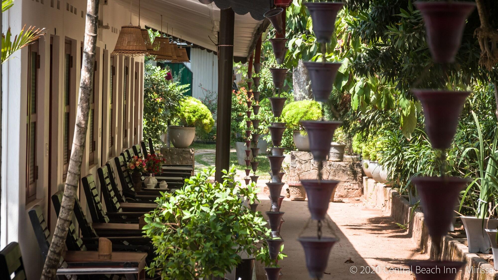 Central Beach Inn - photo