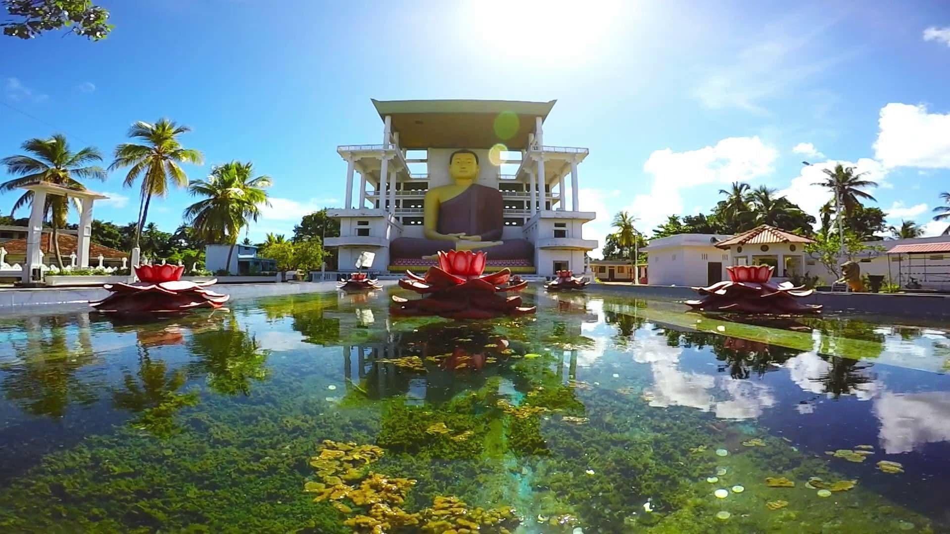 Central Beach Inn - photo