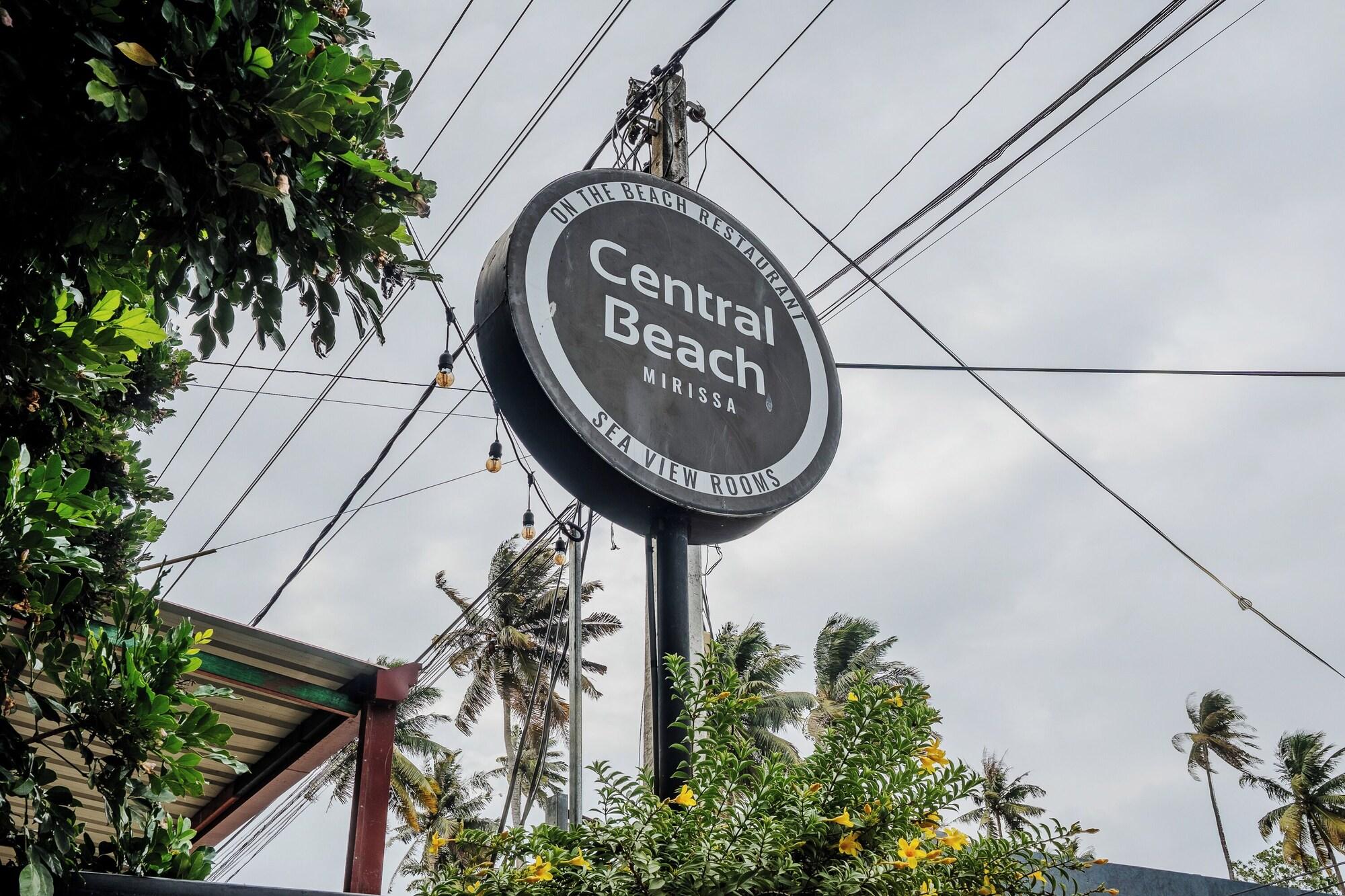 Central Beach Inn - photo