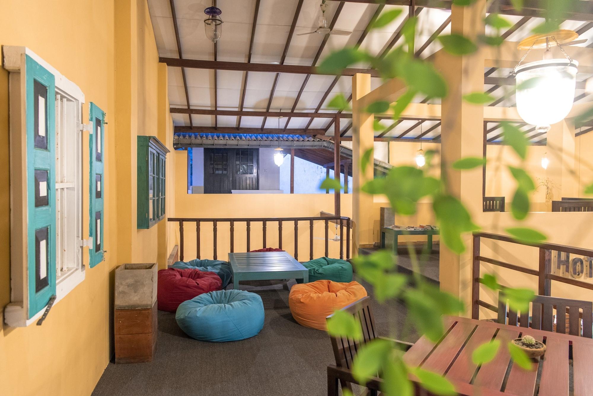 Hotel Vibration - photo