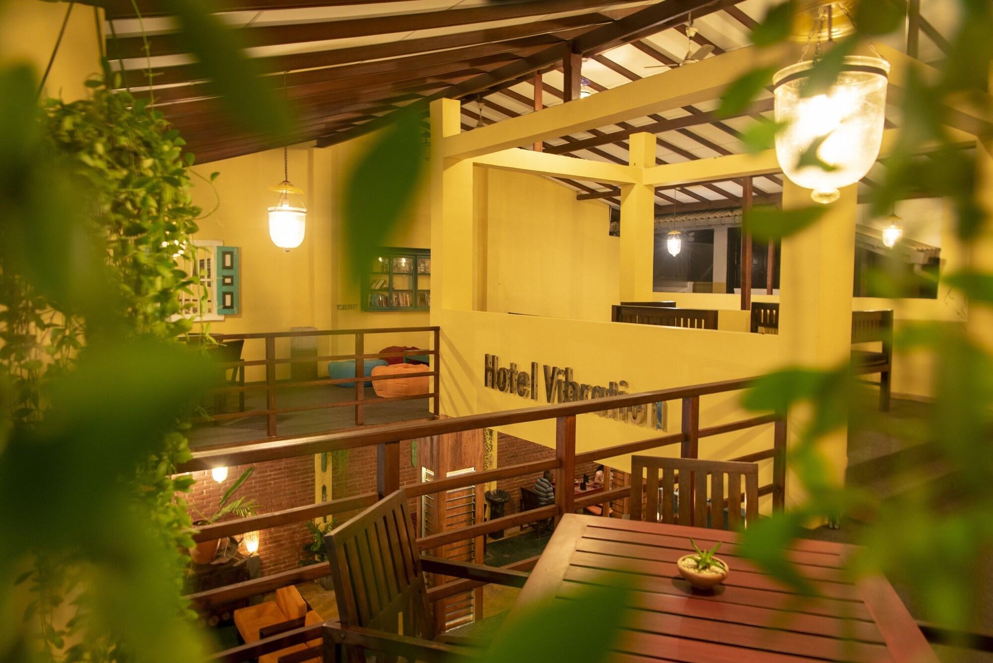 Hotel Vibration - photo