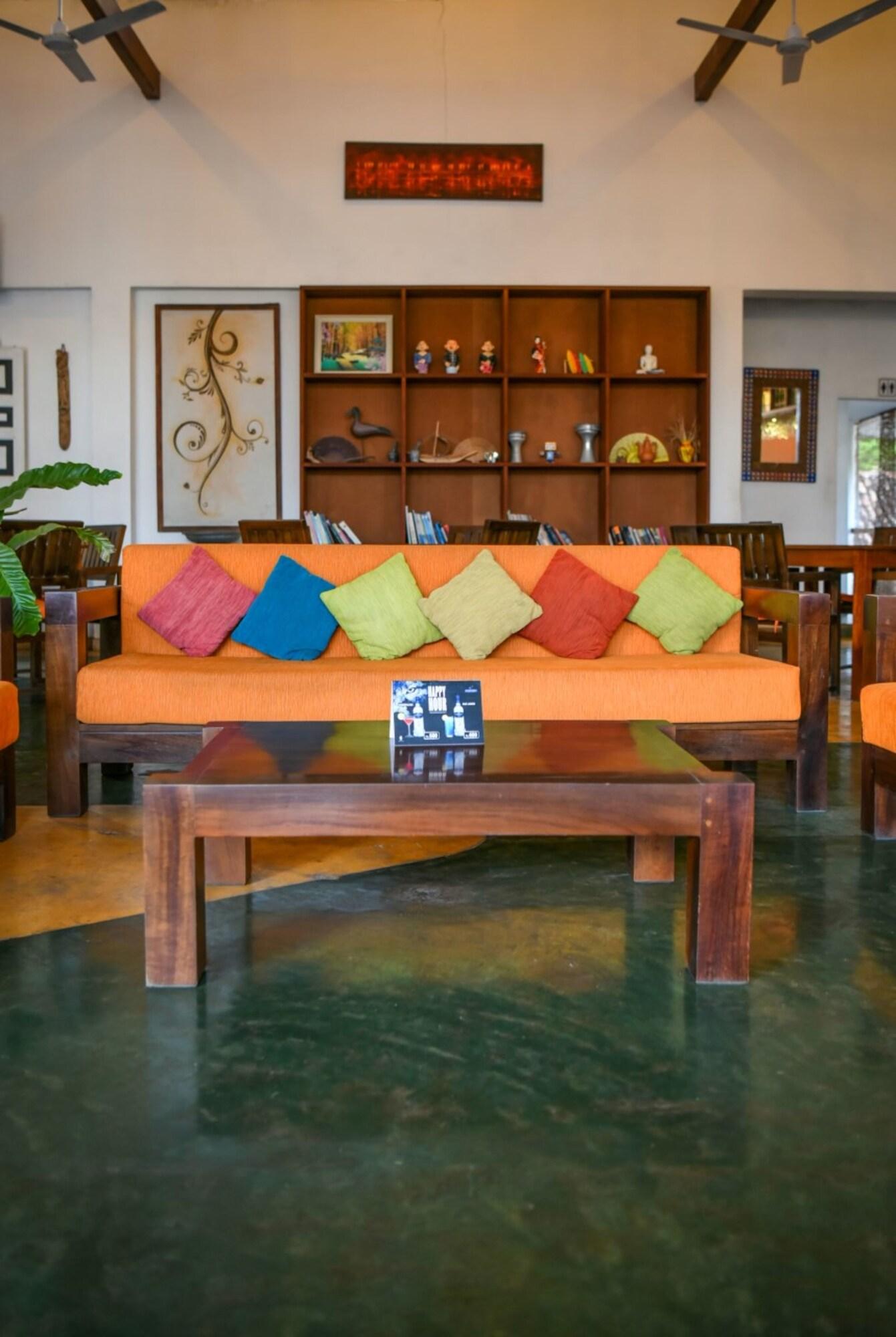 Hotel Vibration - photo