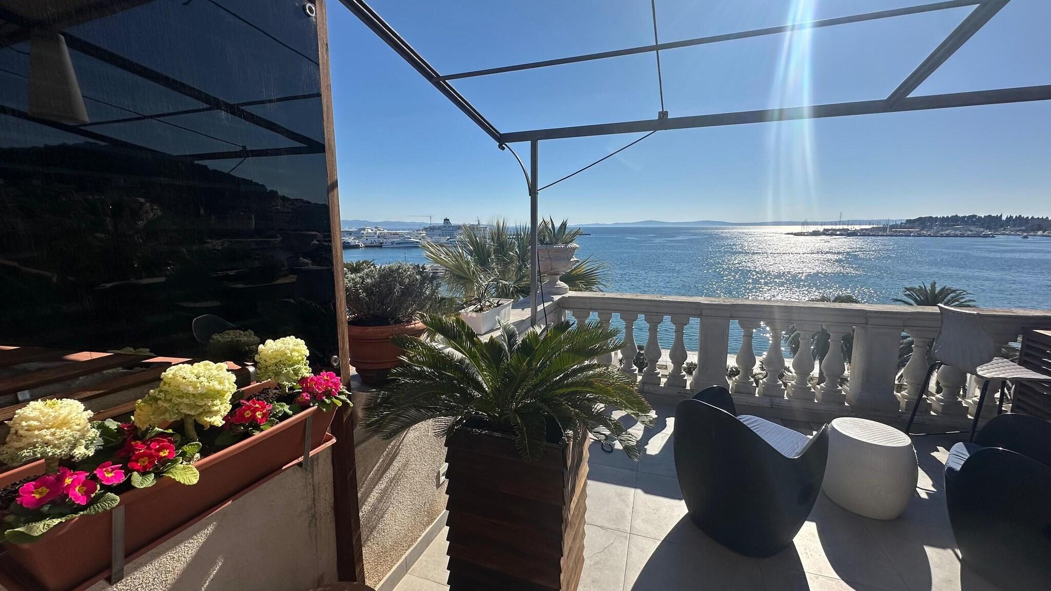 Riva Luxury Suites - Poză