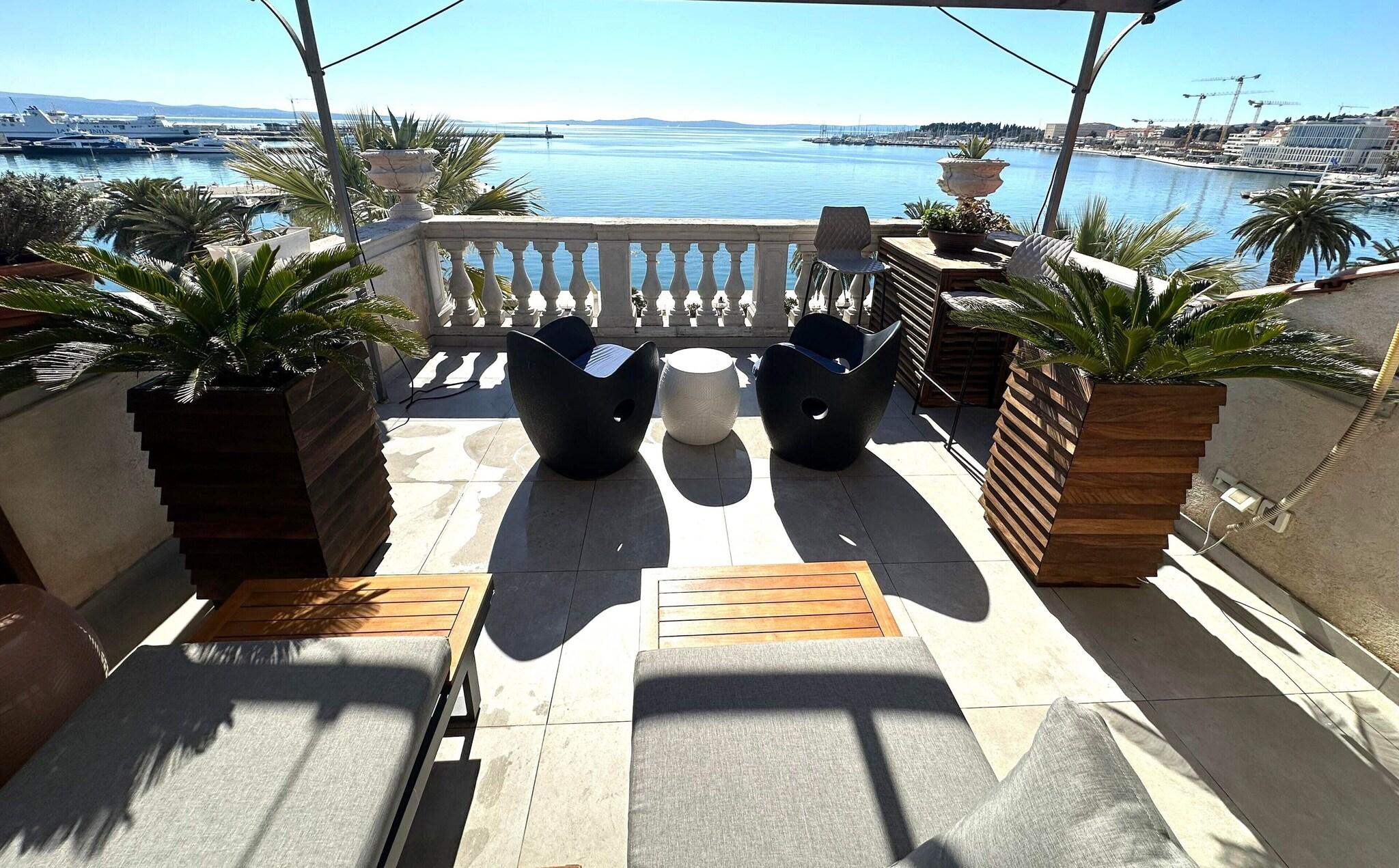 Riva Luxury Suites - Poză