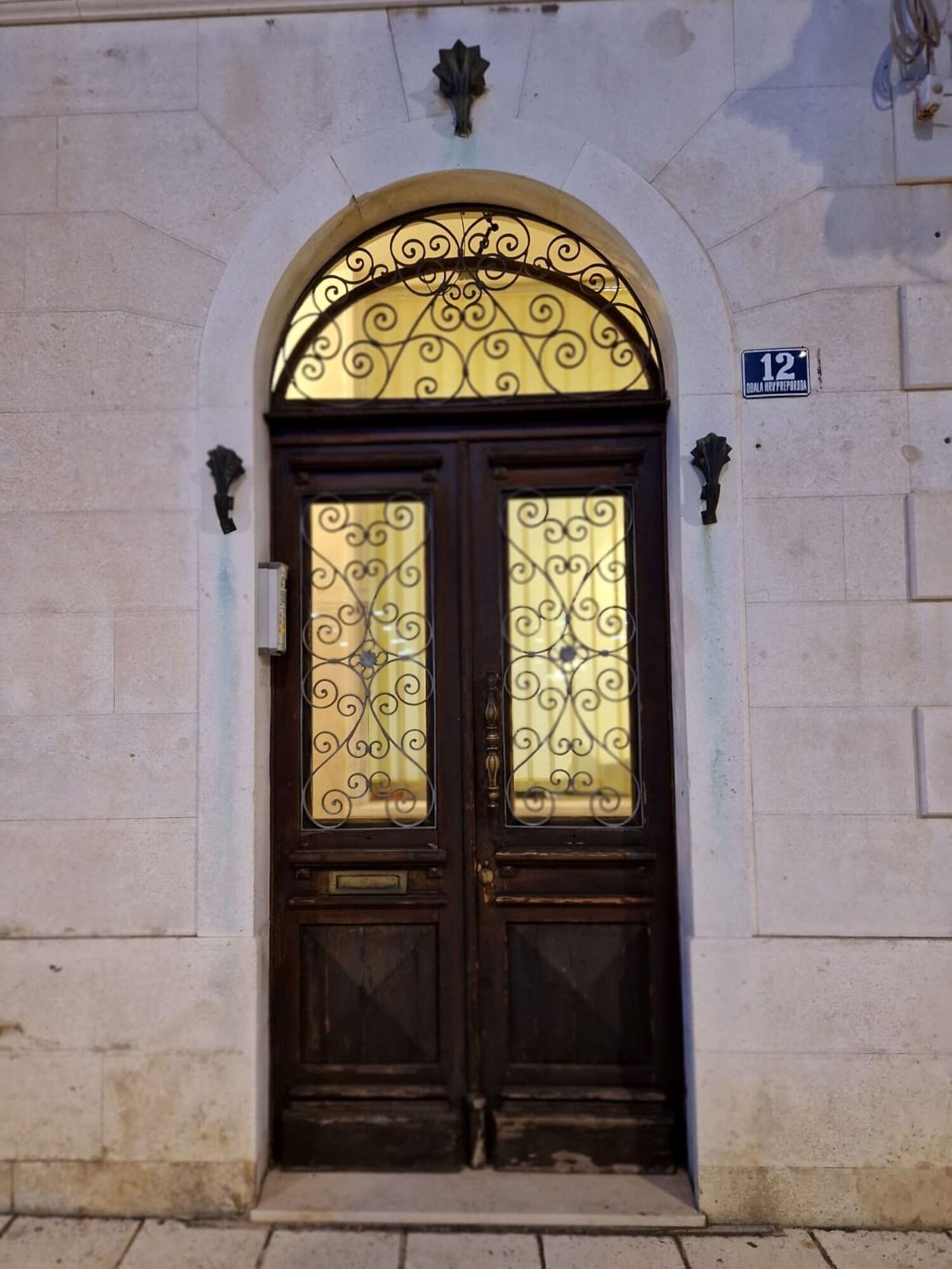 Riva Luxury Suites - Poză