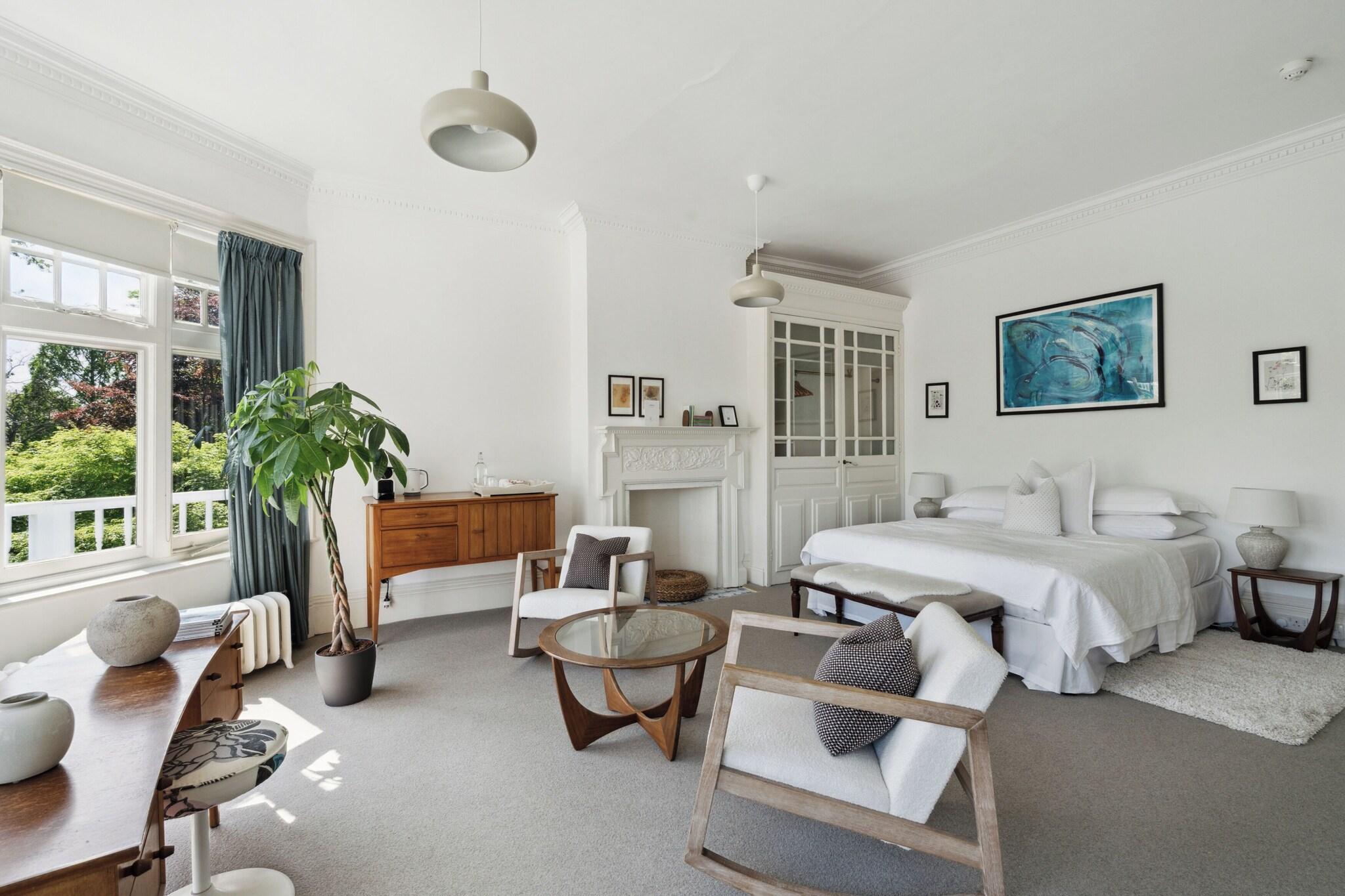 River Arts Club by null