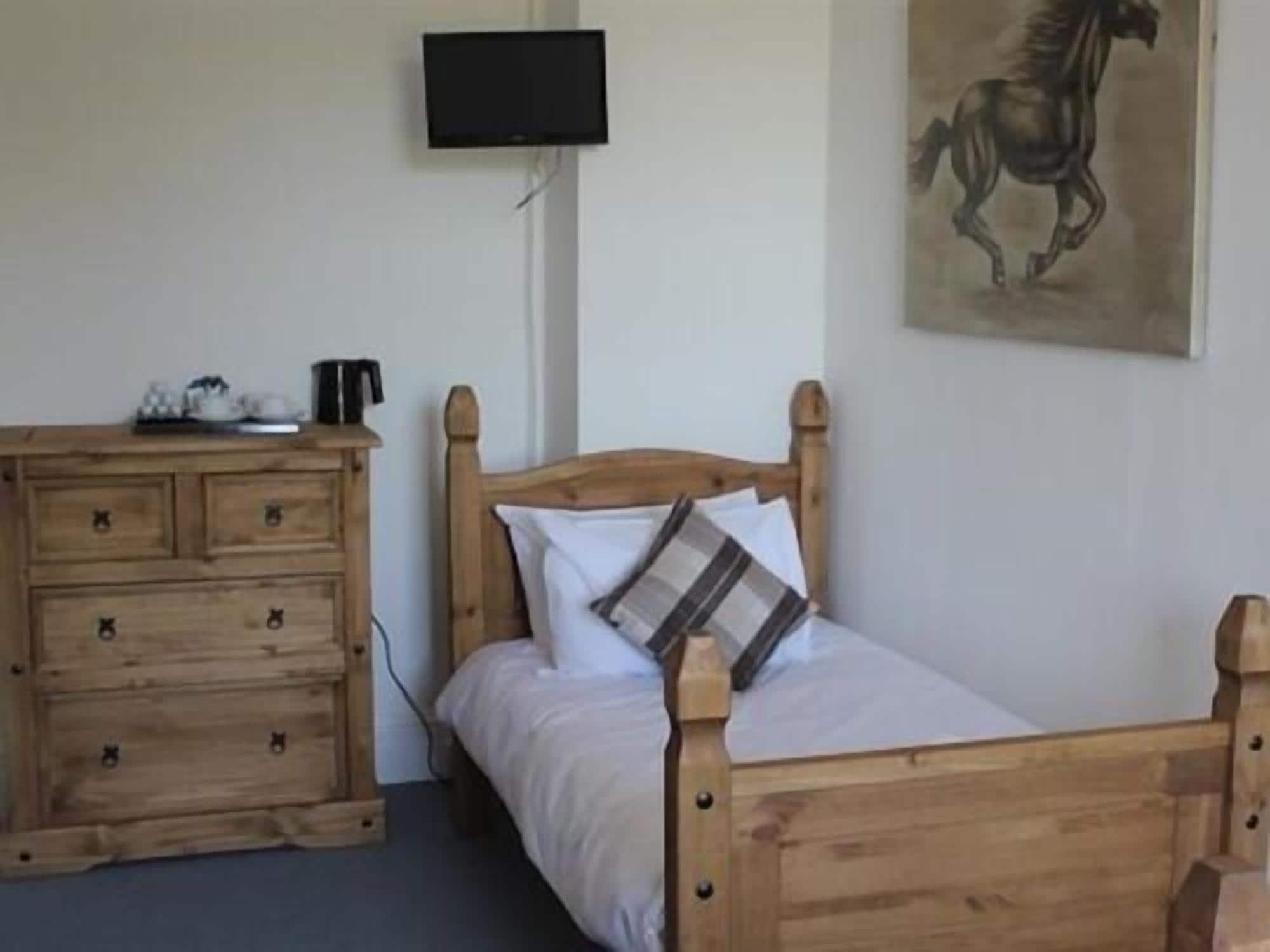 The Stonehenge Inn And Carvery