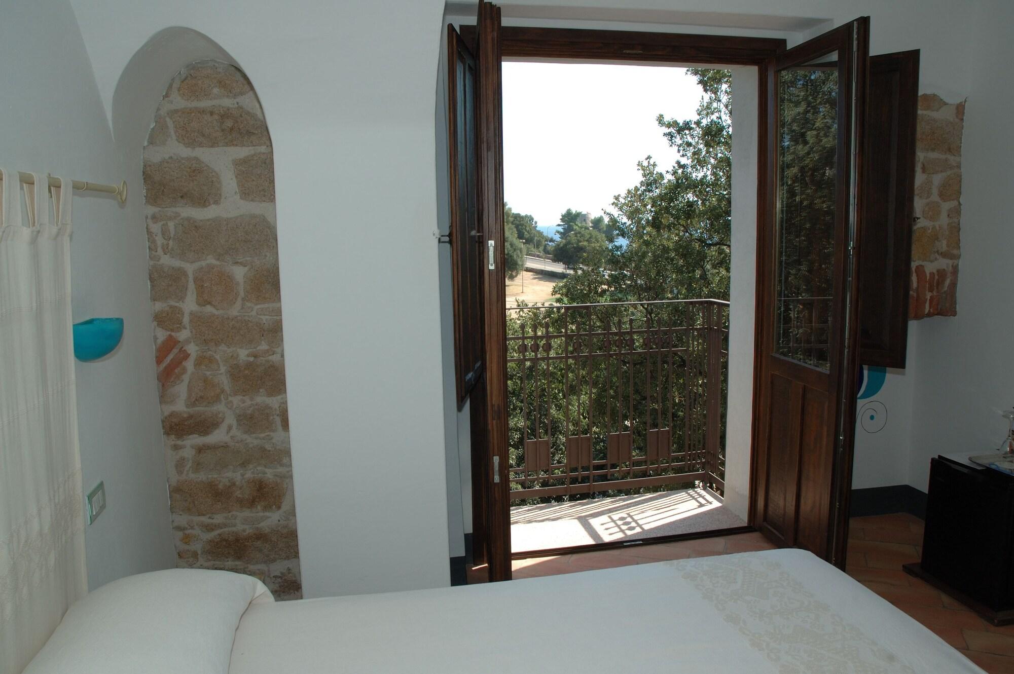 Nascar Hotel by null