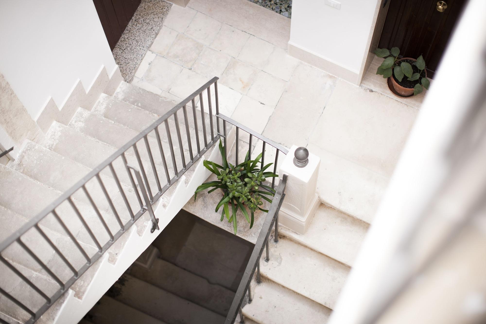 Palazzo Bregante by null