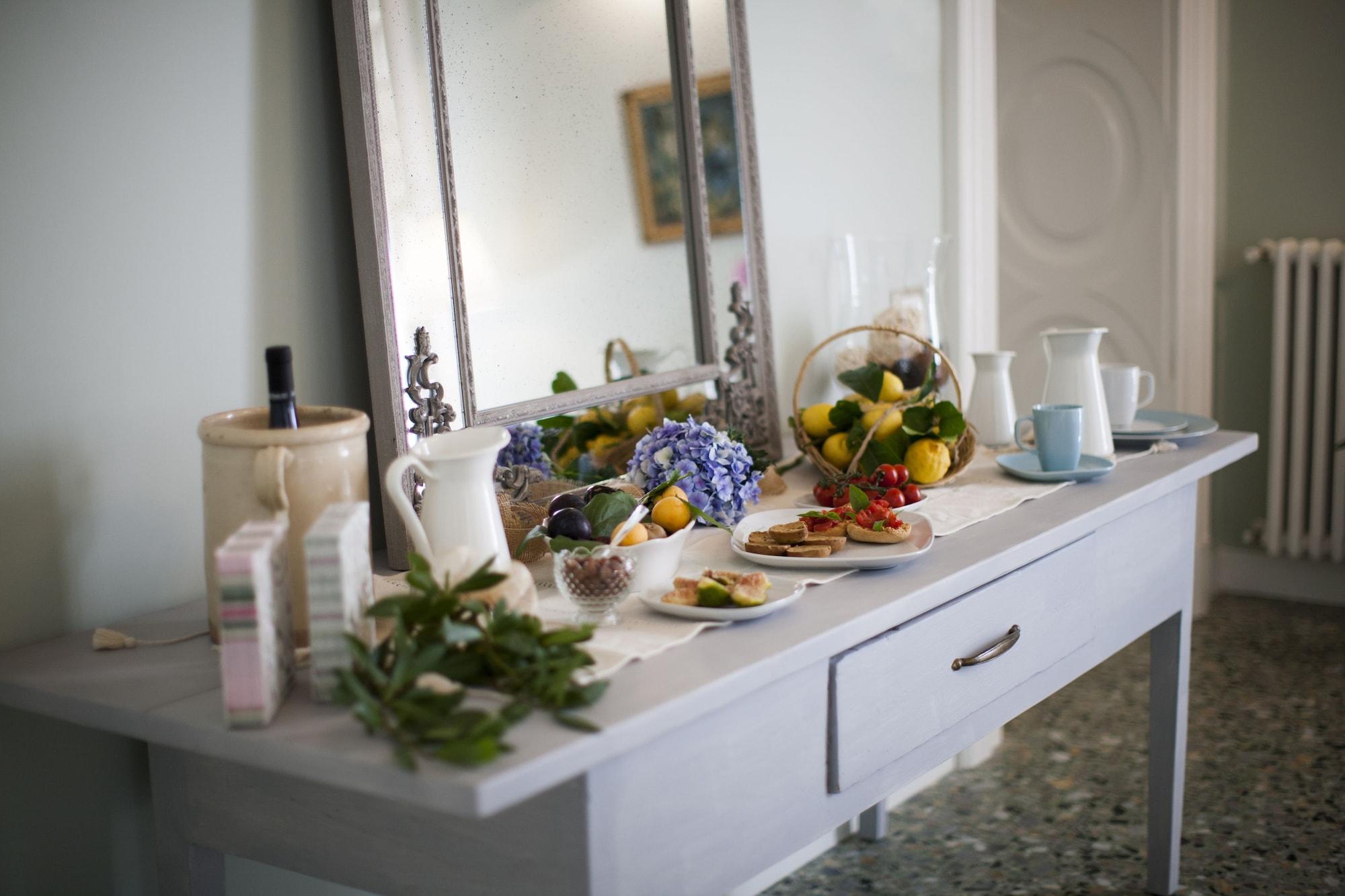 Palazzo Bregante by null