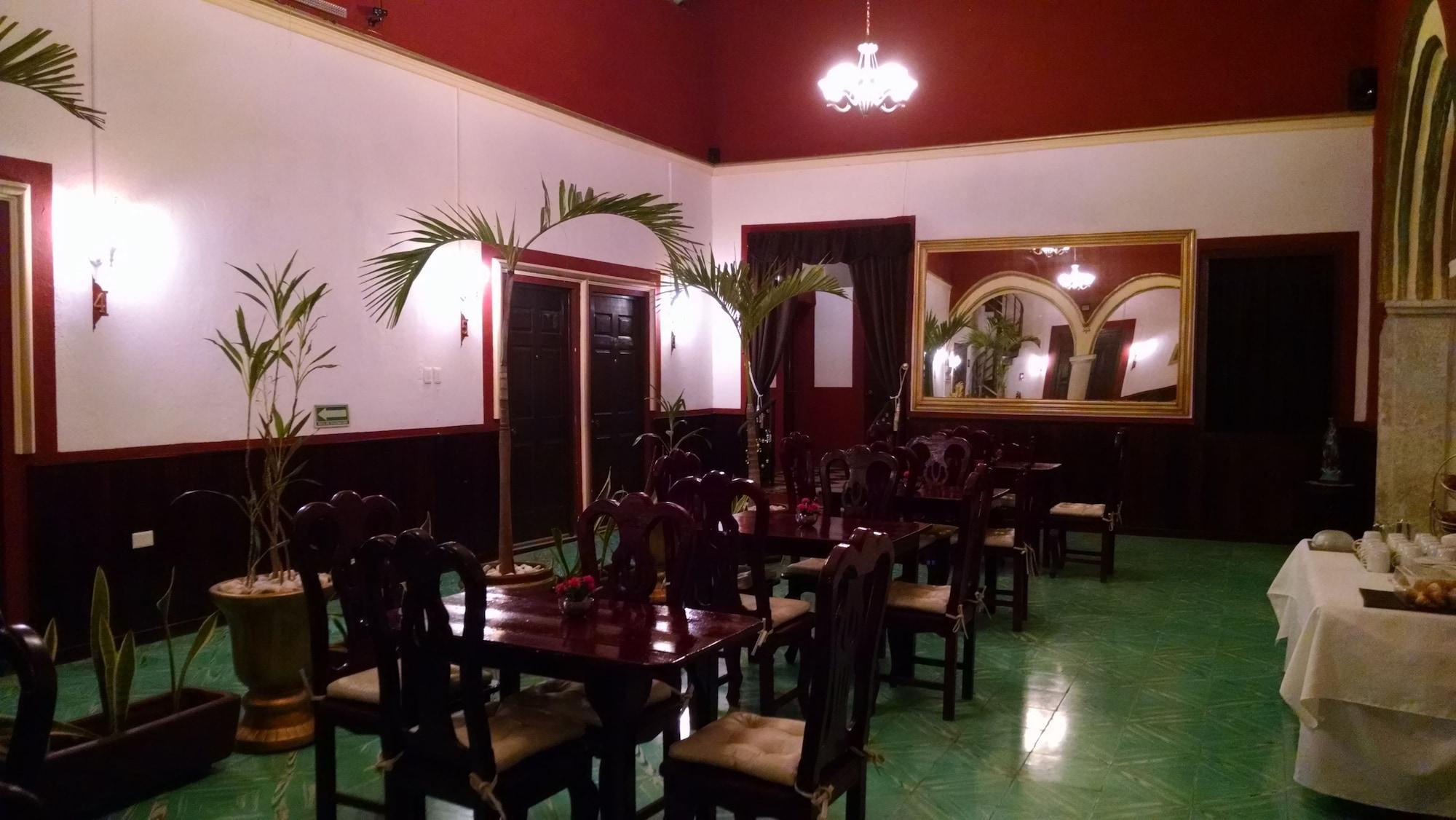 Hotel Maya Ah Kim Pech
