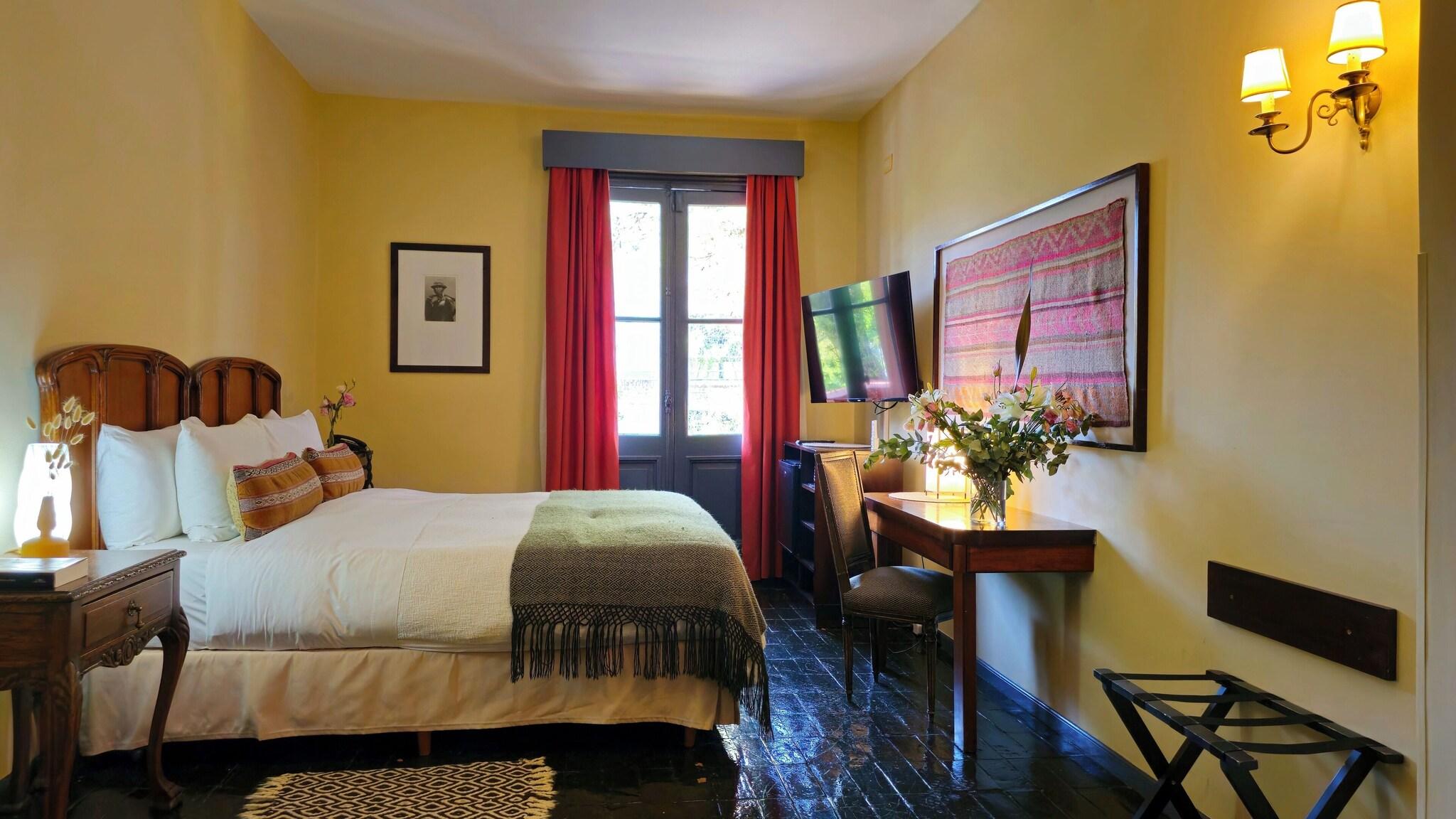 Be Jardín Escondido by Coppola by null