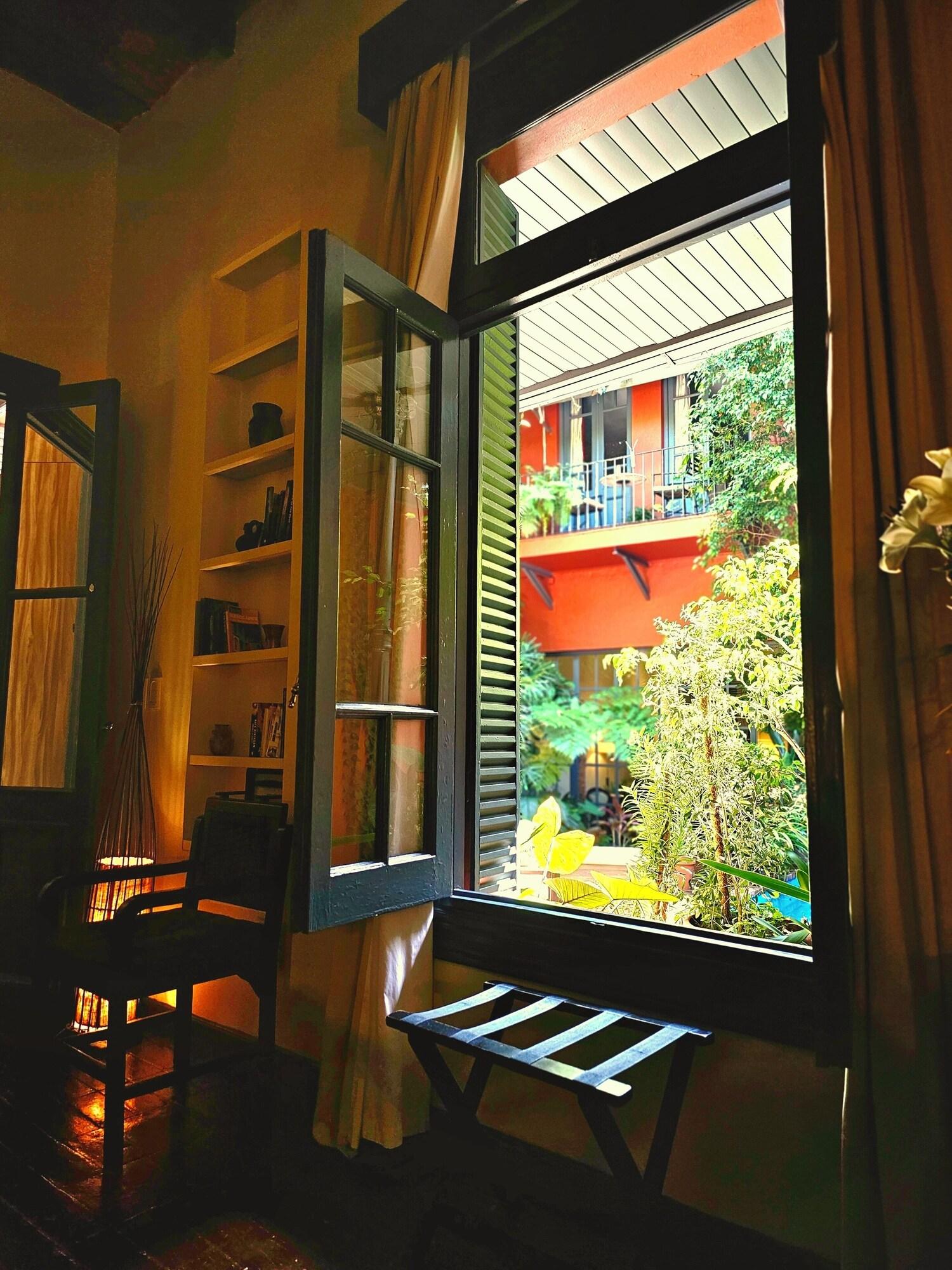 Be Jardín Escondido by Coppola by null